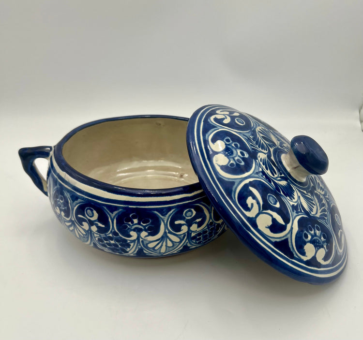 Serving Dishes and Bowls