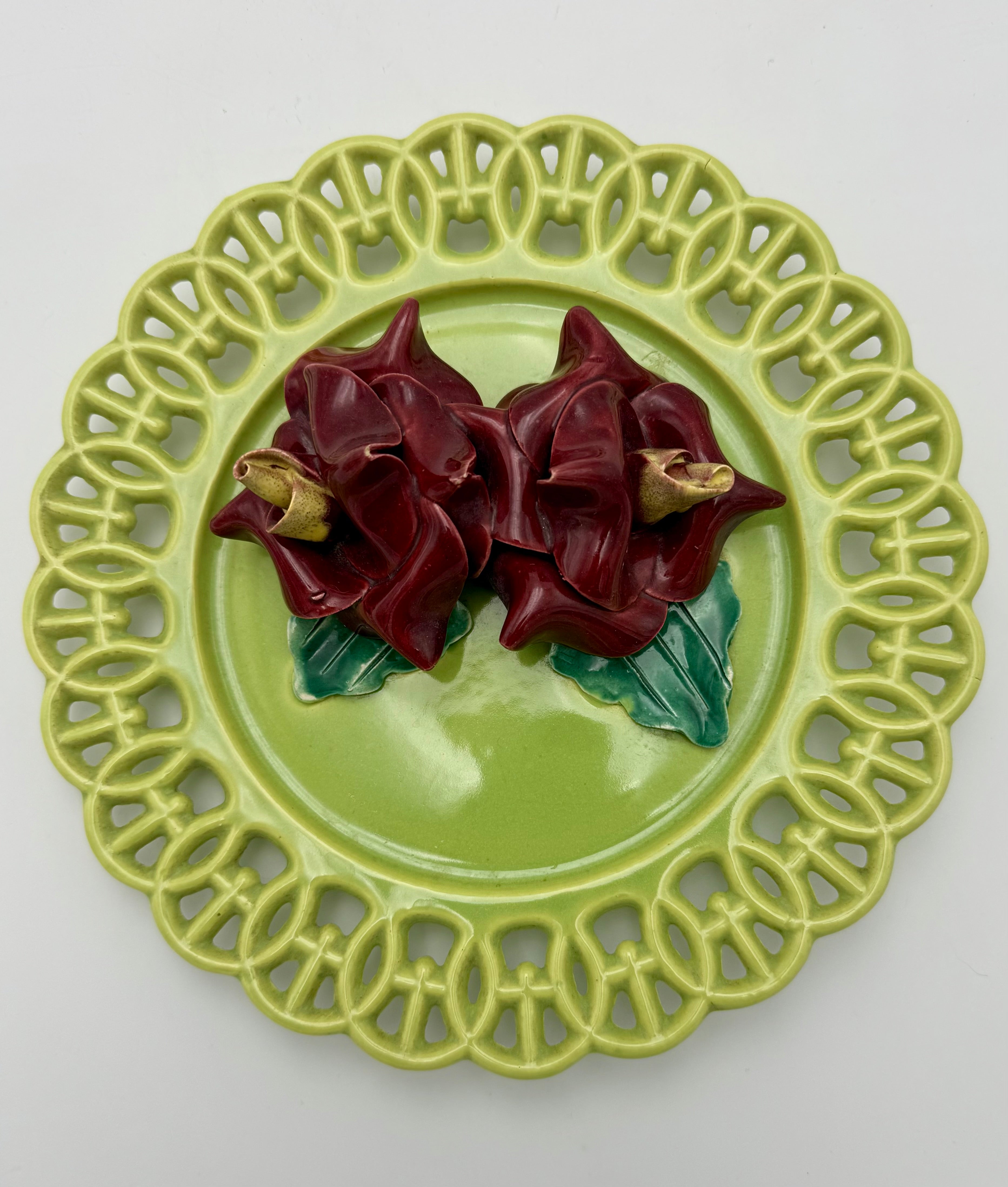 VINTAGE ITALIAN CAPODIMONTE–STYLE RETICULATED WALL PLAQUE