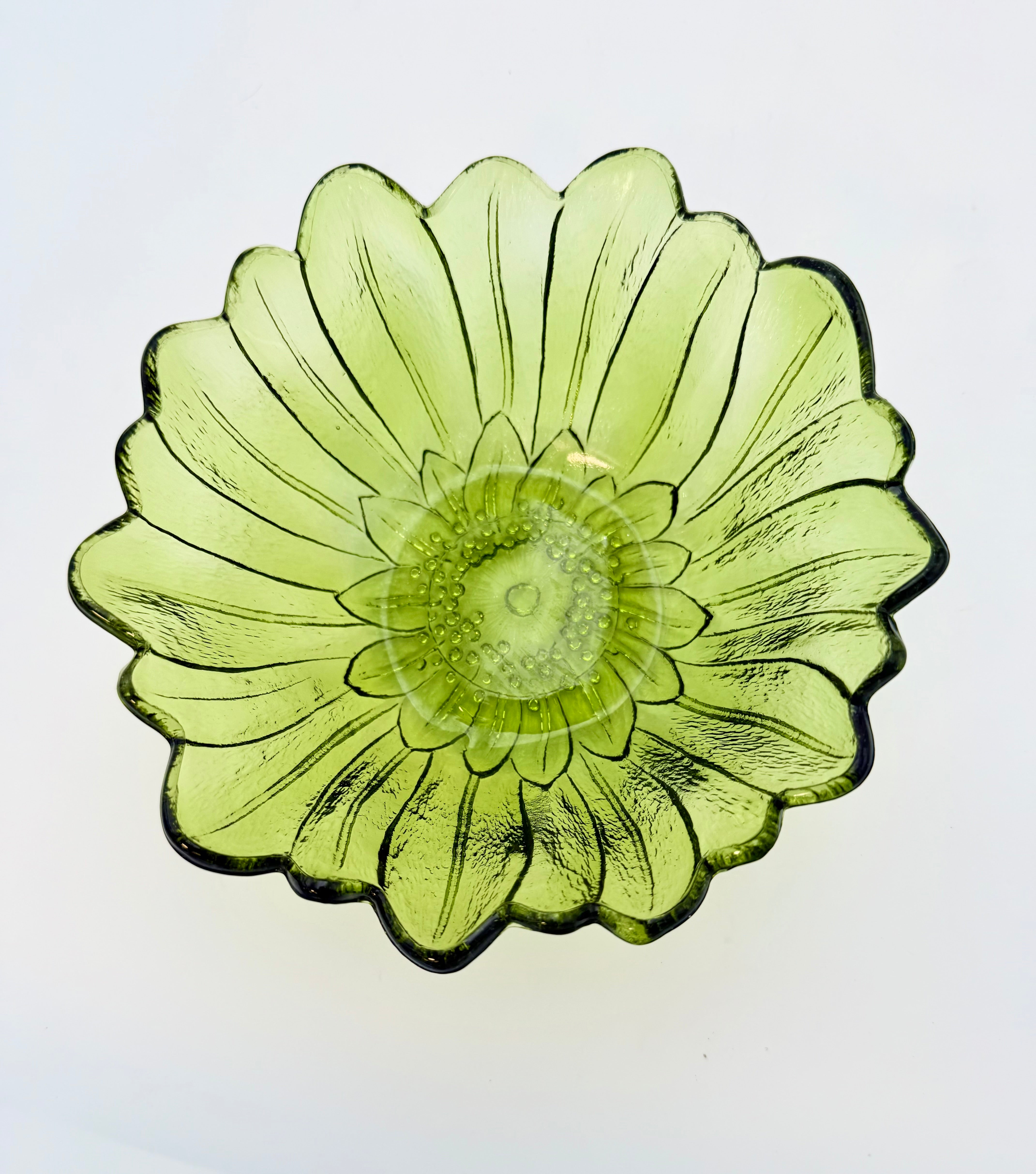 VINTAGE GREEN PRESSED GLASS FLOWER BOWL | MID CENTURY SUNFLOWER DAISY DECOR ACCENT
