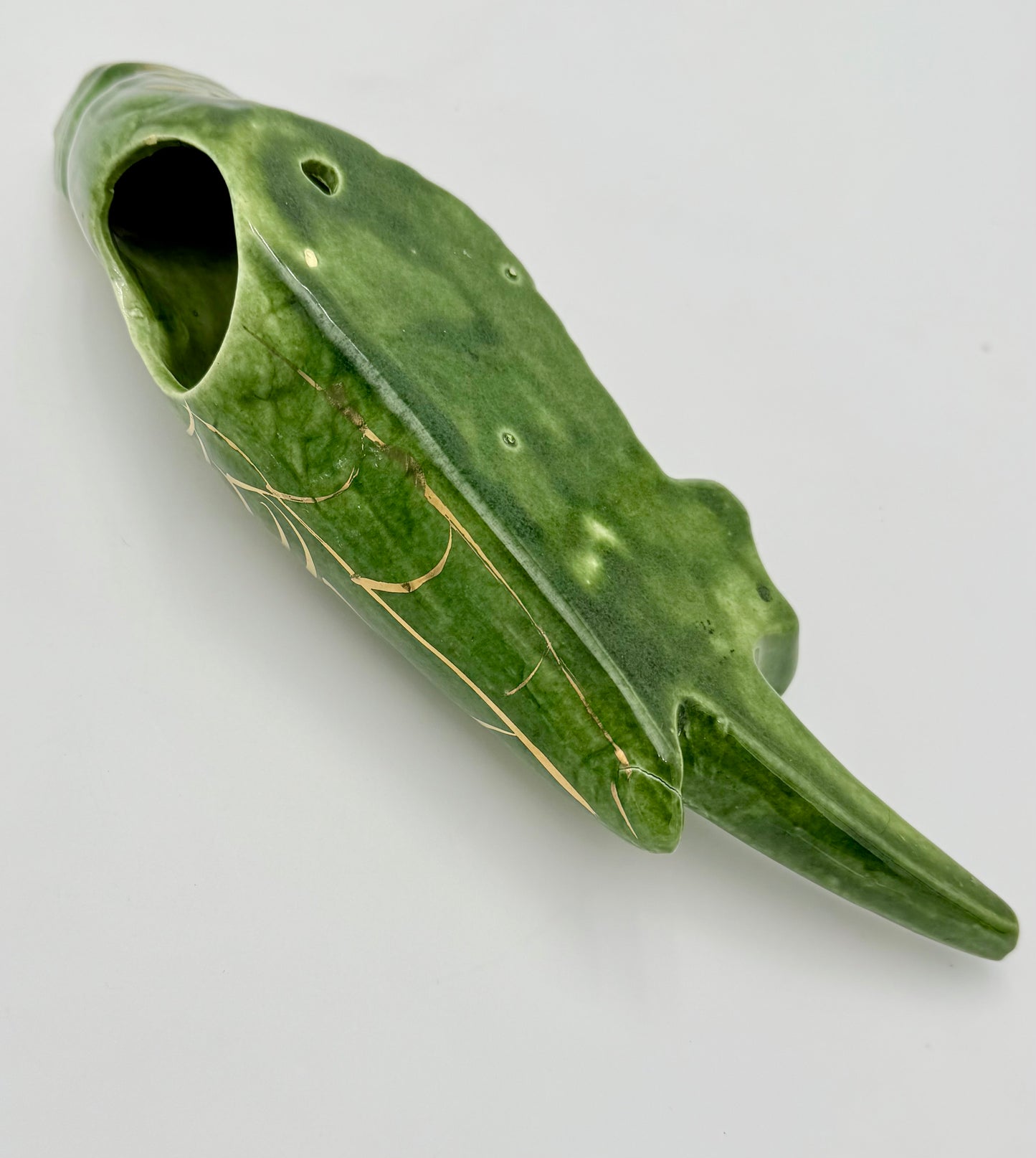 VINTAGE CERAMIC PARROT WALL POCKET
