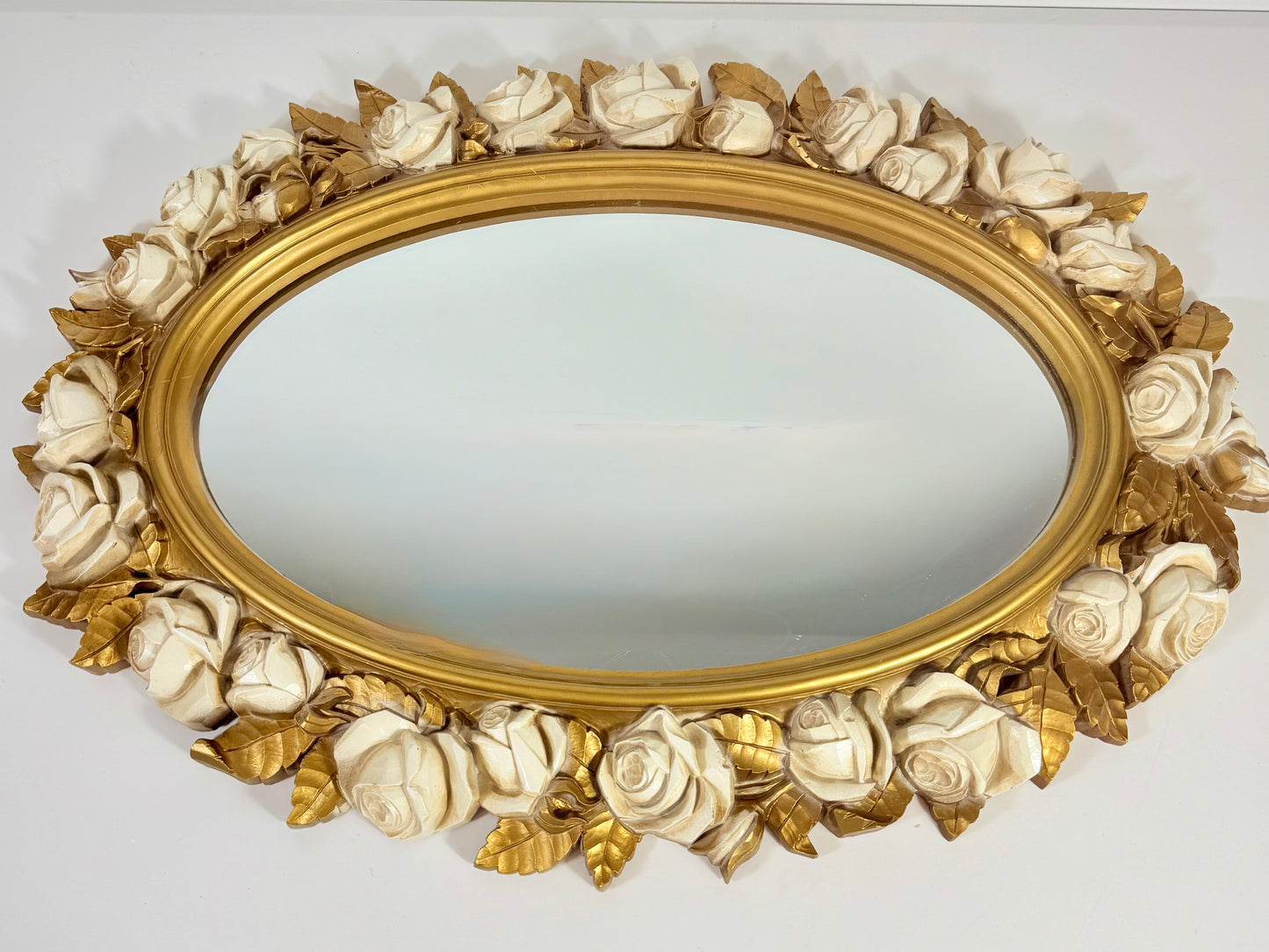 VINTAGE 1970s ORNATE ROSE OVAL MIRROR