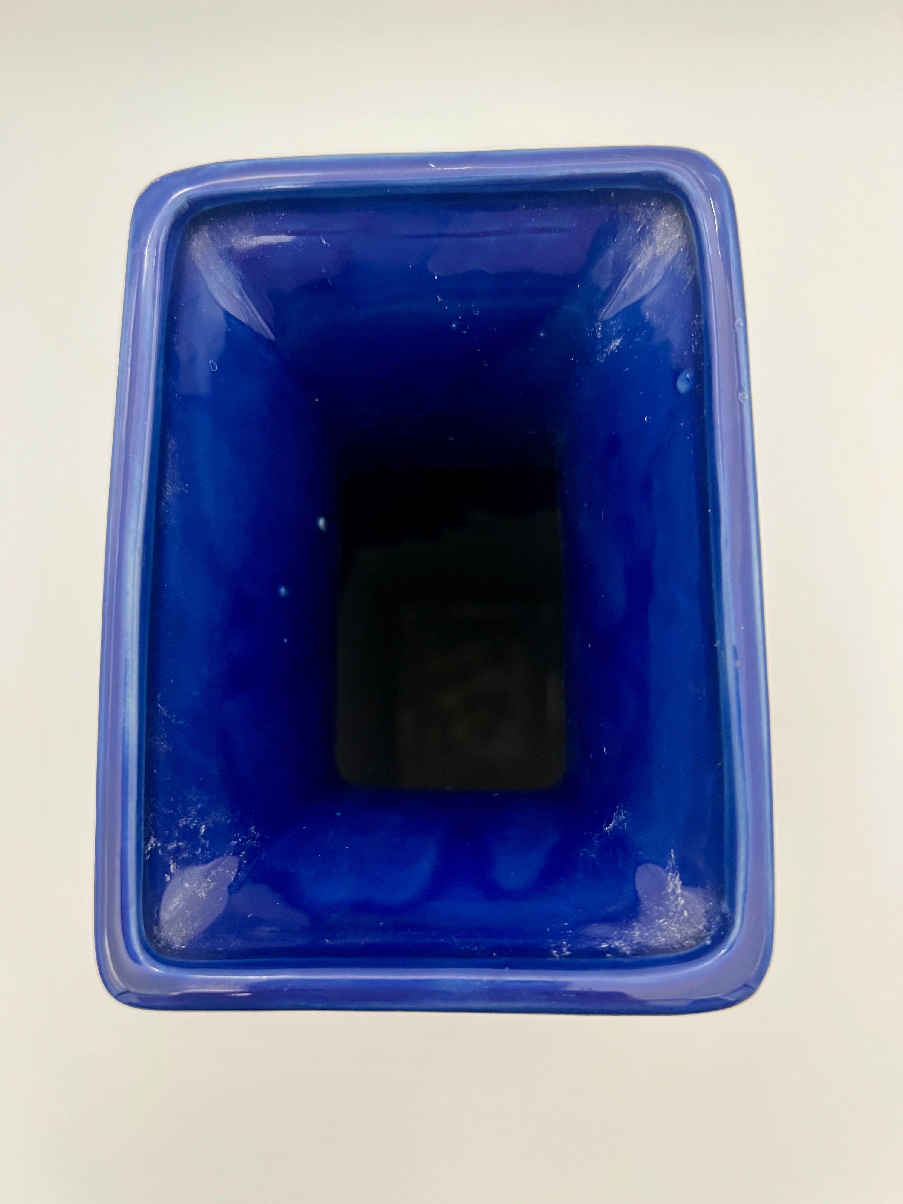VINTAGE 1970S COBALT BLUE HAND PAINTED SQUARE VASE WITH RAISED GILT FLORAL MOTIF | TALL HOLLYWOOD REGENCY DECOR