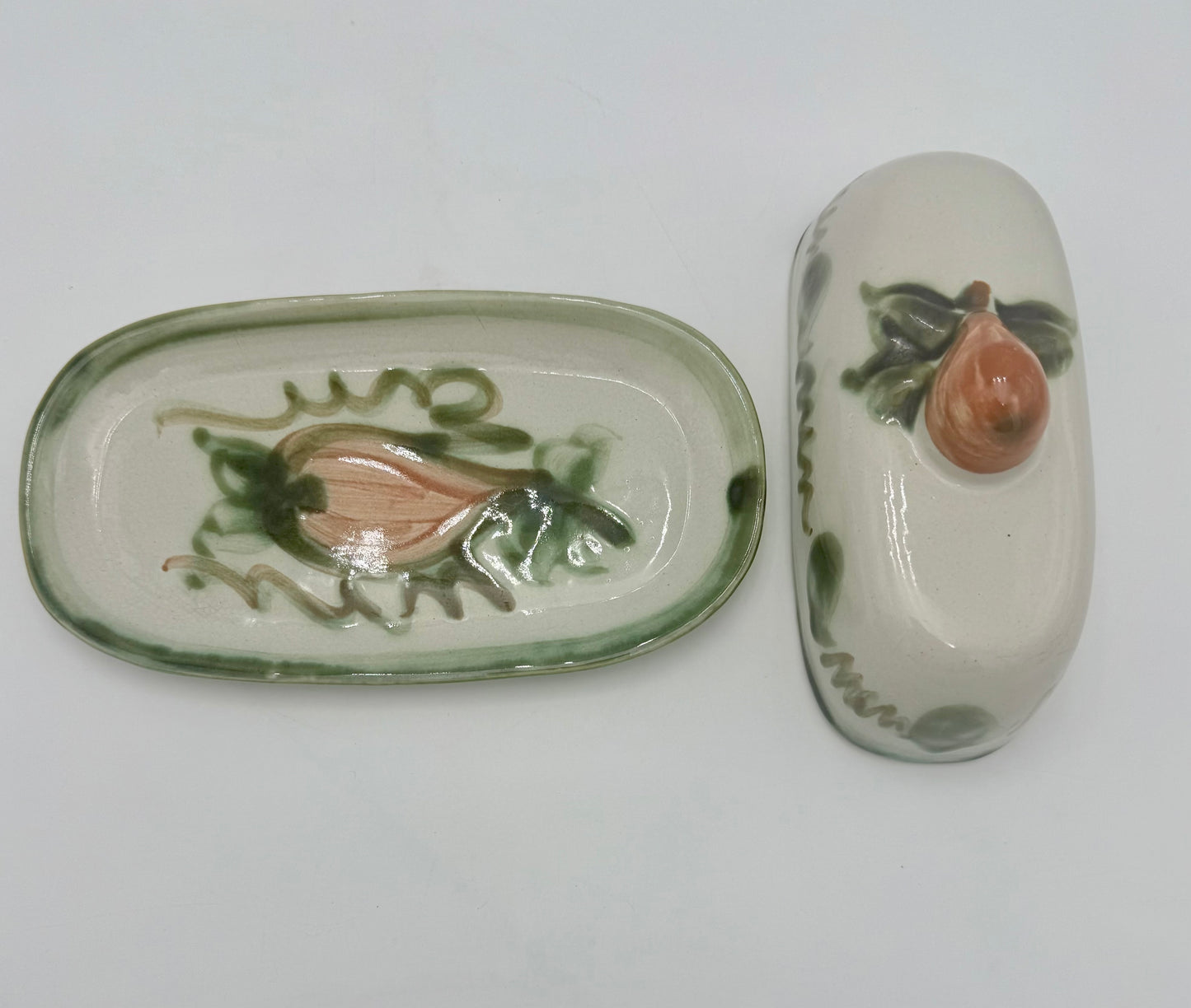 1950s VINTAGE JOHN B. TAYLOR HARVEST PATTERN CERAMIC COVERED BUTTER DISH