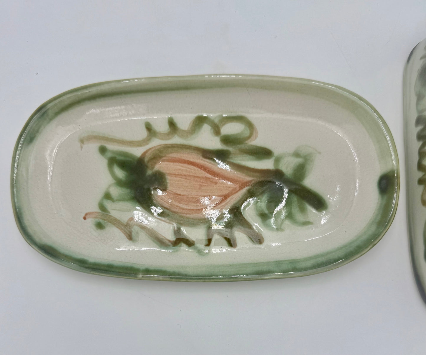 1950s VINTAGE JOHN B. TAYLOR HARVEST PATTERN CERAMIC COVERED BUTTER DISH