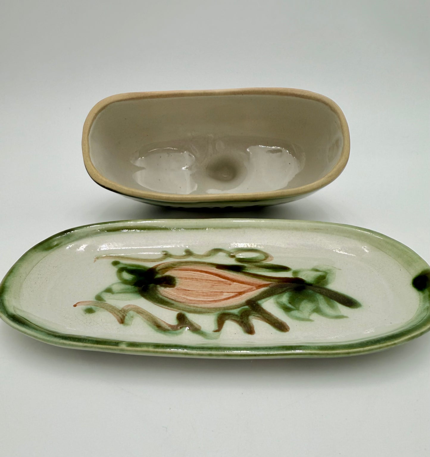 1950s VINTAGE JOHN B. TAYLOR HARVEST PATTERN CERAMIC COVERED BUTTER DISH