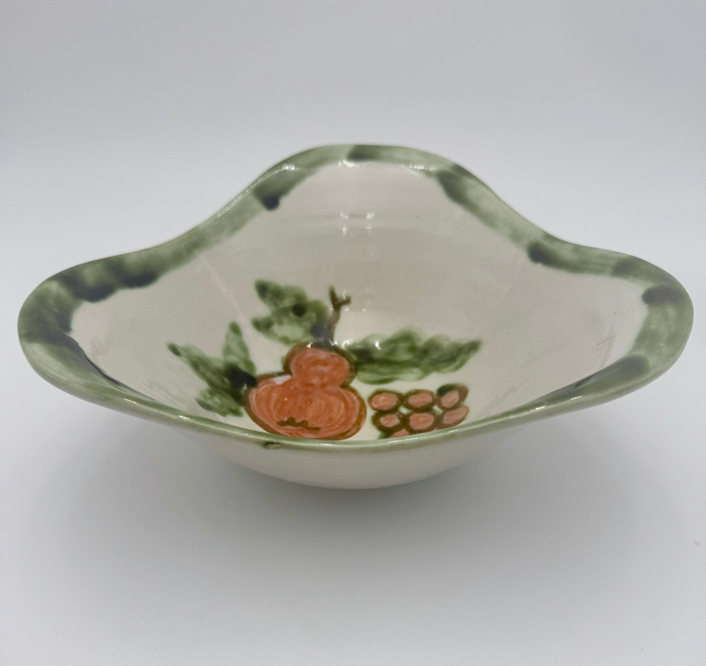 1950s JOHN B. TAYLOR HARVEST PATTERN CERAMIC TRIANGULAR SERVING BOWL