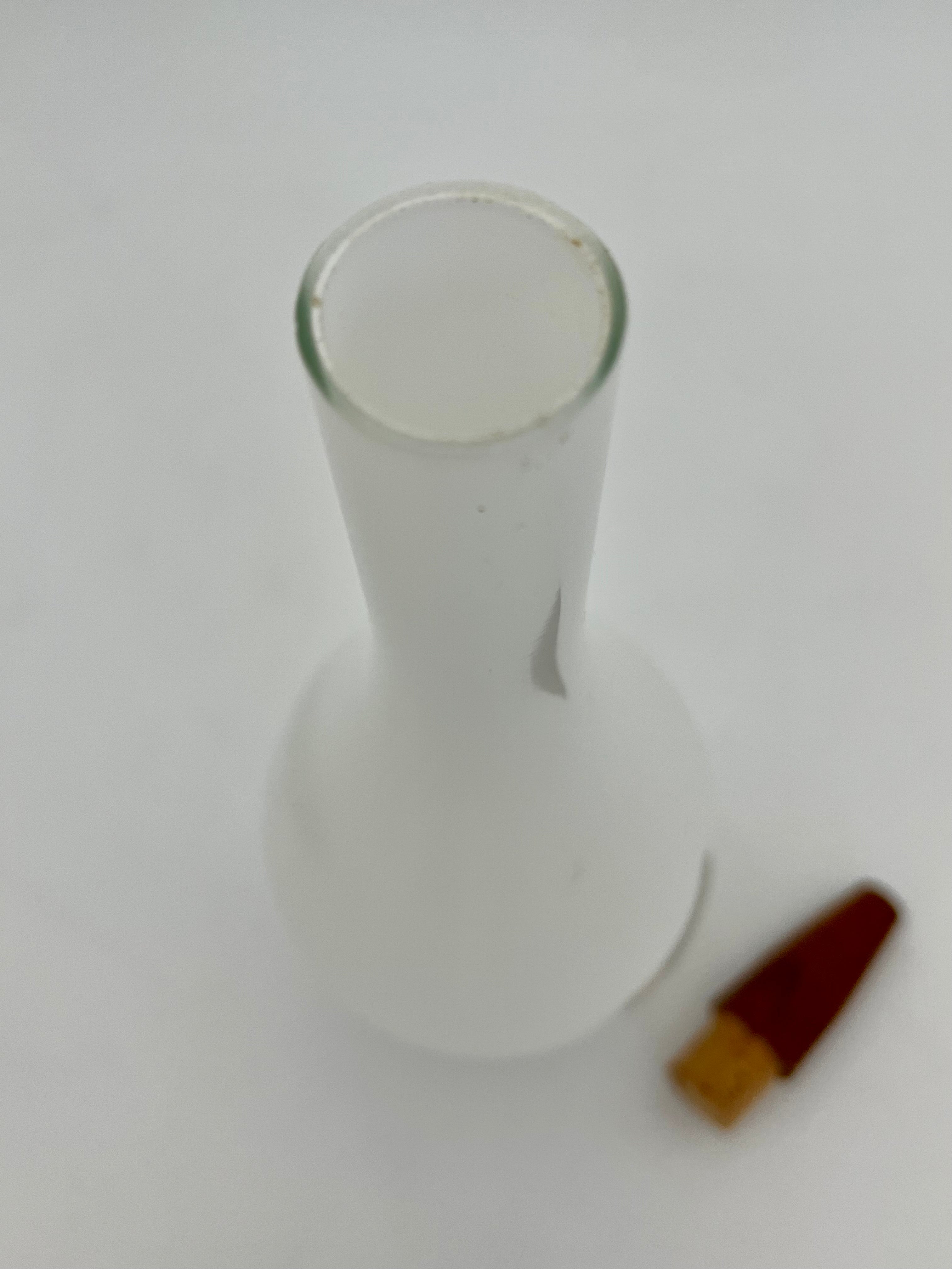 MID-CENTURY MODERN RAYMOR WHITE GLASS DECANTER WITH WOODEN STOPPER