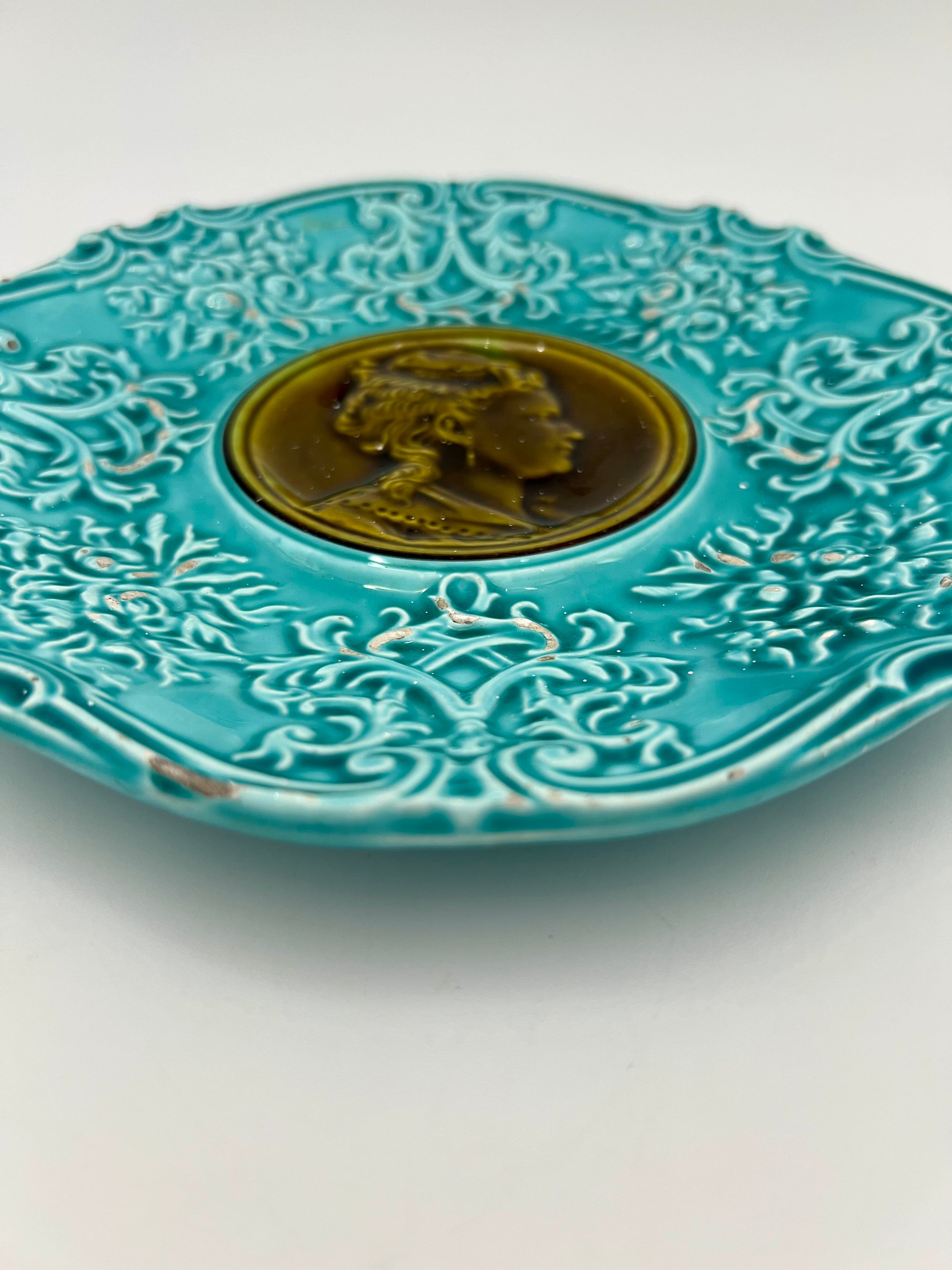 19TH CENTURY VILLEROY & BOCH TURQUOISE MAJOLICA WALL PLATE WITH CLASSICAL PORTRAIT MEDALLION AND ORNATE RELIEF