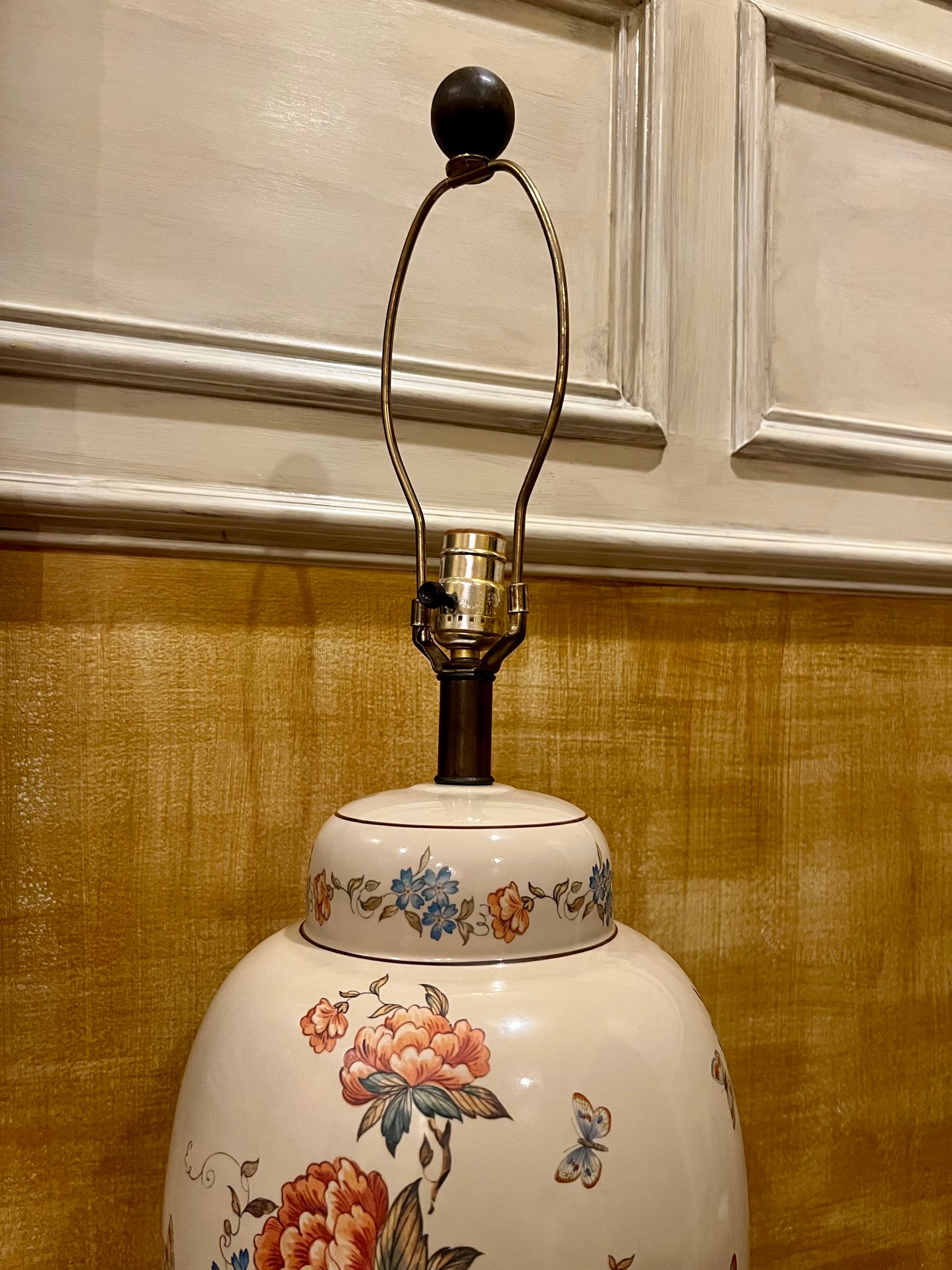 VINTAGE NATHAN LAGIN HANDMADE BOHO FLORAL CERAMIC LAMP