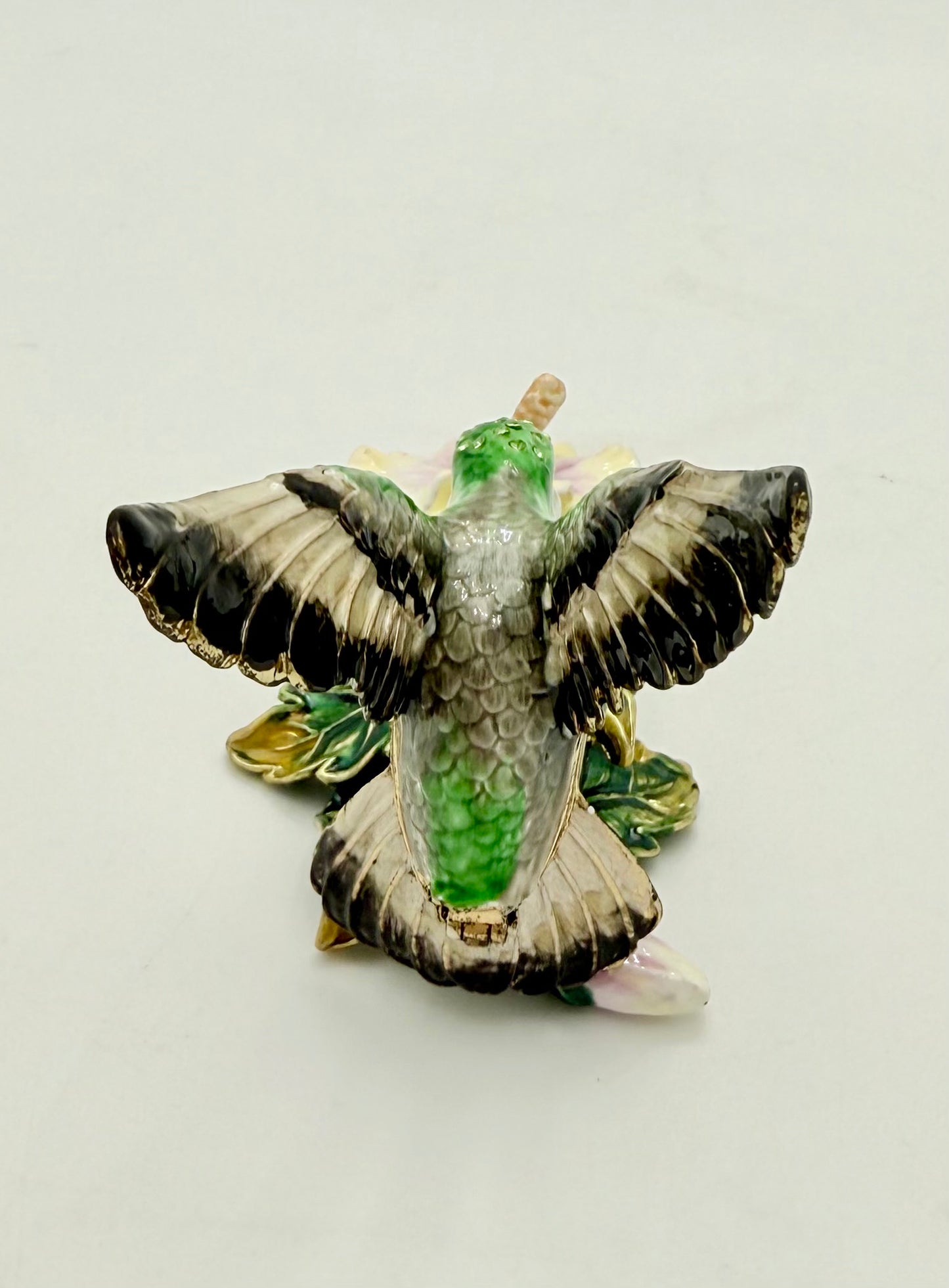 VINTAGE GREEN HUMMINGBIRD WITH CRYSTALS JEWELRY/TRINKET BOX