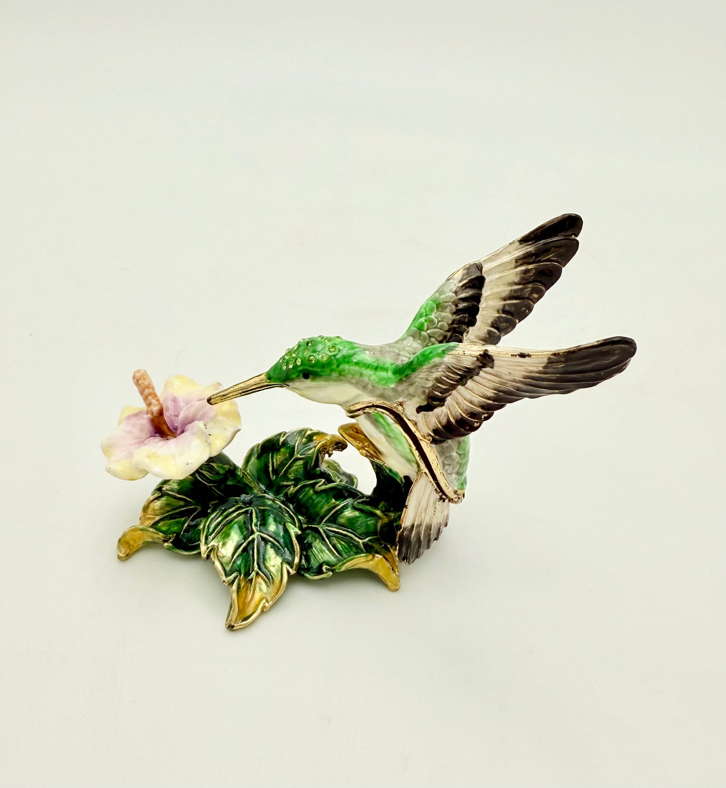 VINTAGE GREEN HUMMINGBIRD WITH CRYSTALS JEWELRY/TRINKET BOX