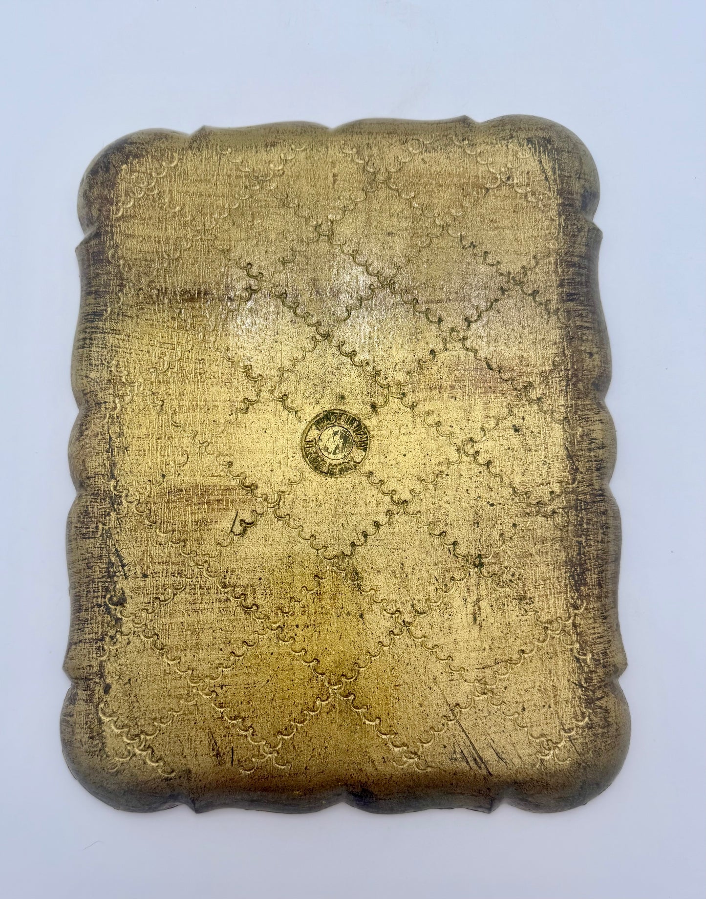 VINTAGE ITALIAN FLORENTINE RED AND GOLD GILT TRAY, CIRCA 1960s