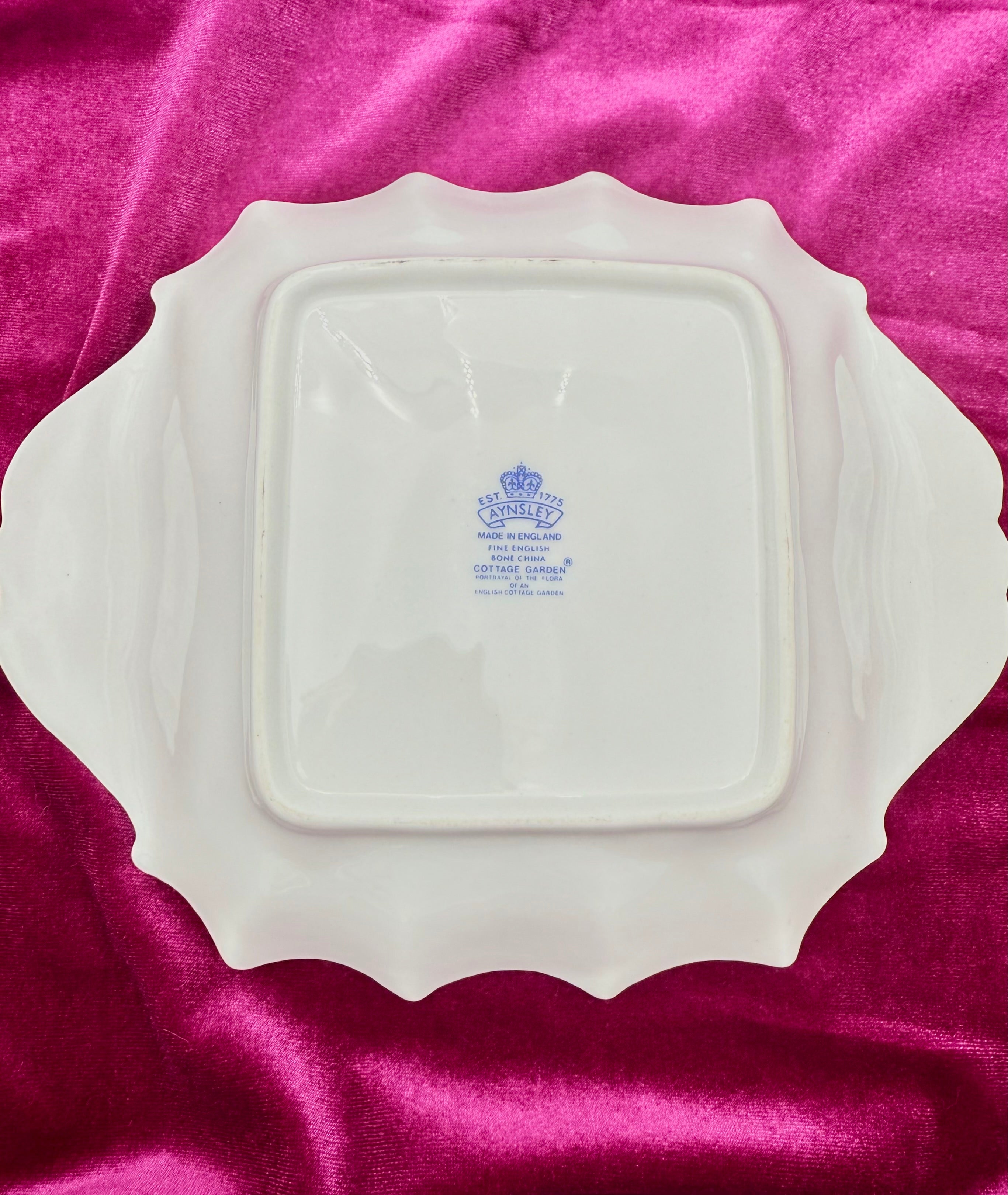 ANSLEY COTTAGE GARDEN SCALLOPED SHELL DISH VINTAGE ENGLISH BONE CHINA FLORAL BUTTERFLY DECORATIVE BOWL