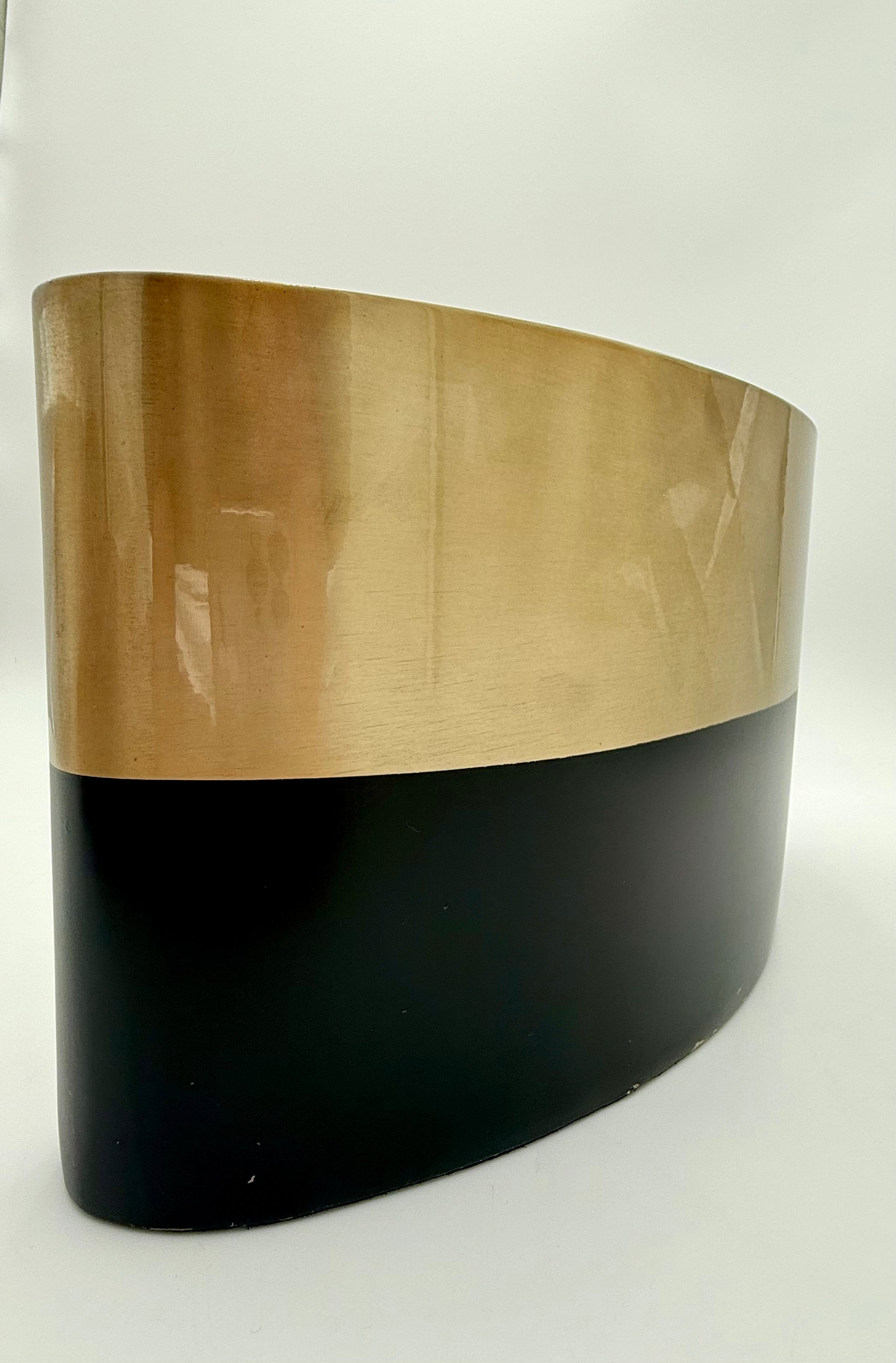 VINTAGE SCULPTURAL BRASS AND BLACK METAL CACHEPOT | HOLLYWOOD REGENCY DECOR | OVAL STATEMENT PLANTER | 1970s 1980s