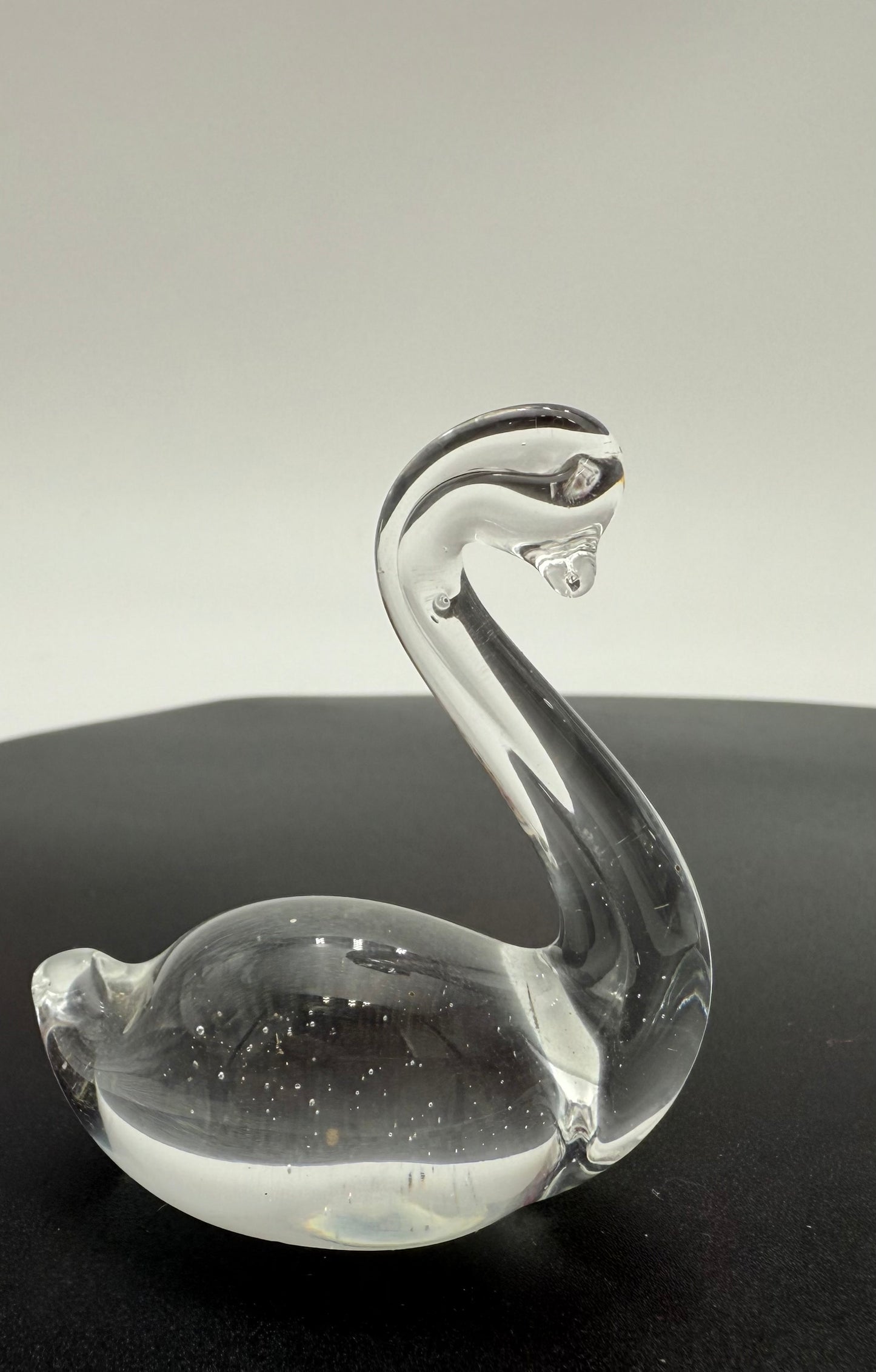 TRIO OF VINTAGE ART GLASS SWAN AND DUCK GLASS FIGURINES, SWEDEN