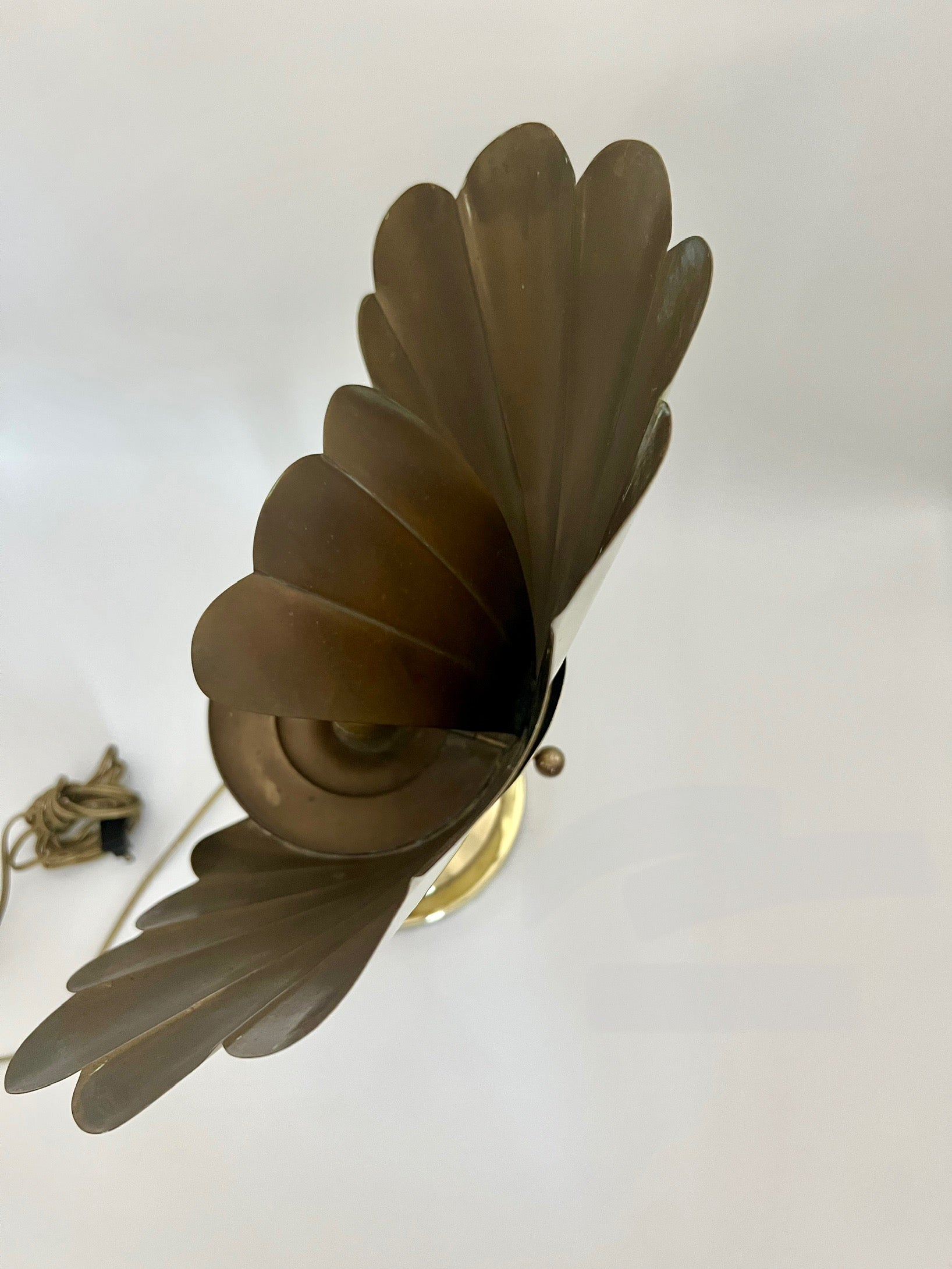 VINTAGE BRASS FAN REFLECTOR LAMP – HOLLYWOOD REGENCY GLAM