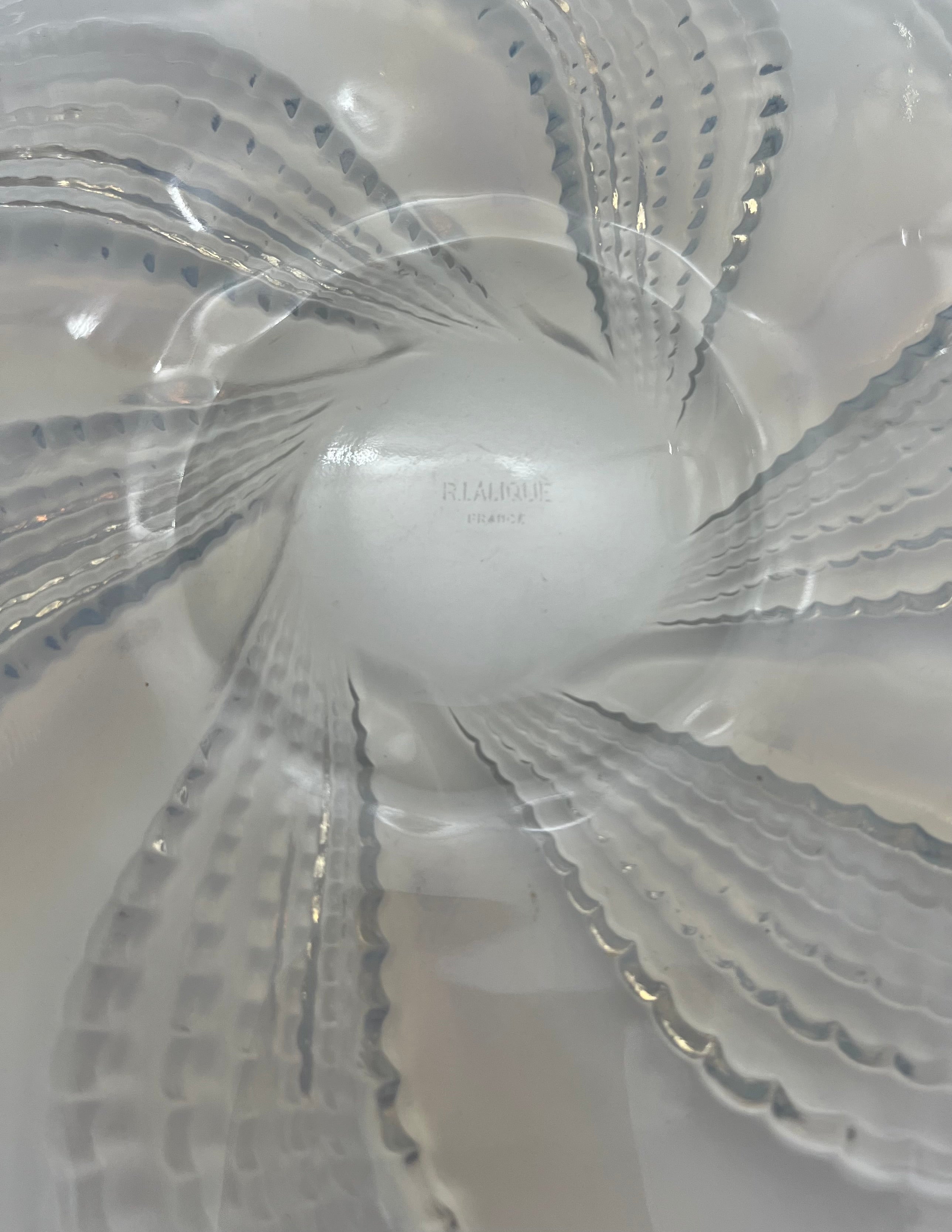 R. LALIQUE FRANCE “SPIRALES” ART DECO 10.5″ CRYSTAL BOWL – RENÉ LALIQUE DESIGN C. 1935