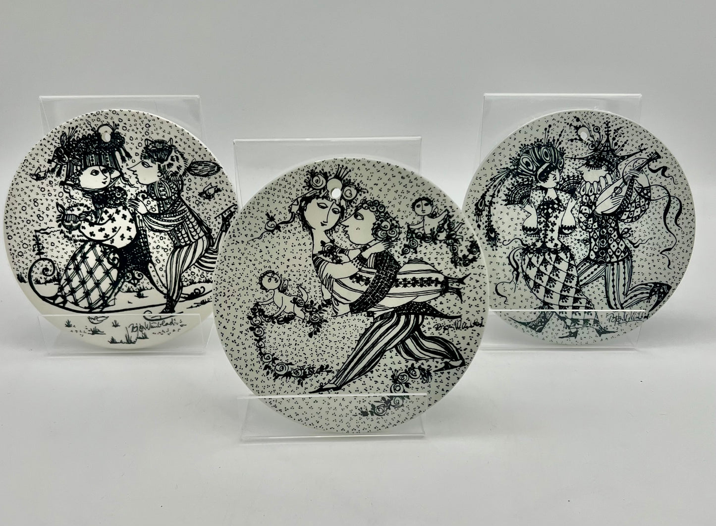 VINTAGE TRIO OF DENMARK ARTIST BJORN WIINBLAD WALL HANGING PLATES