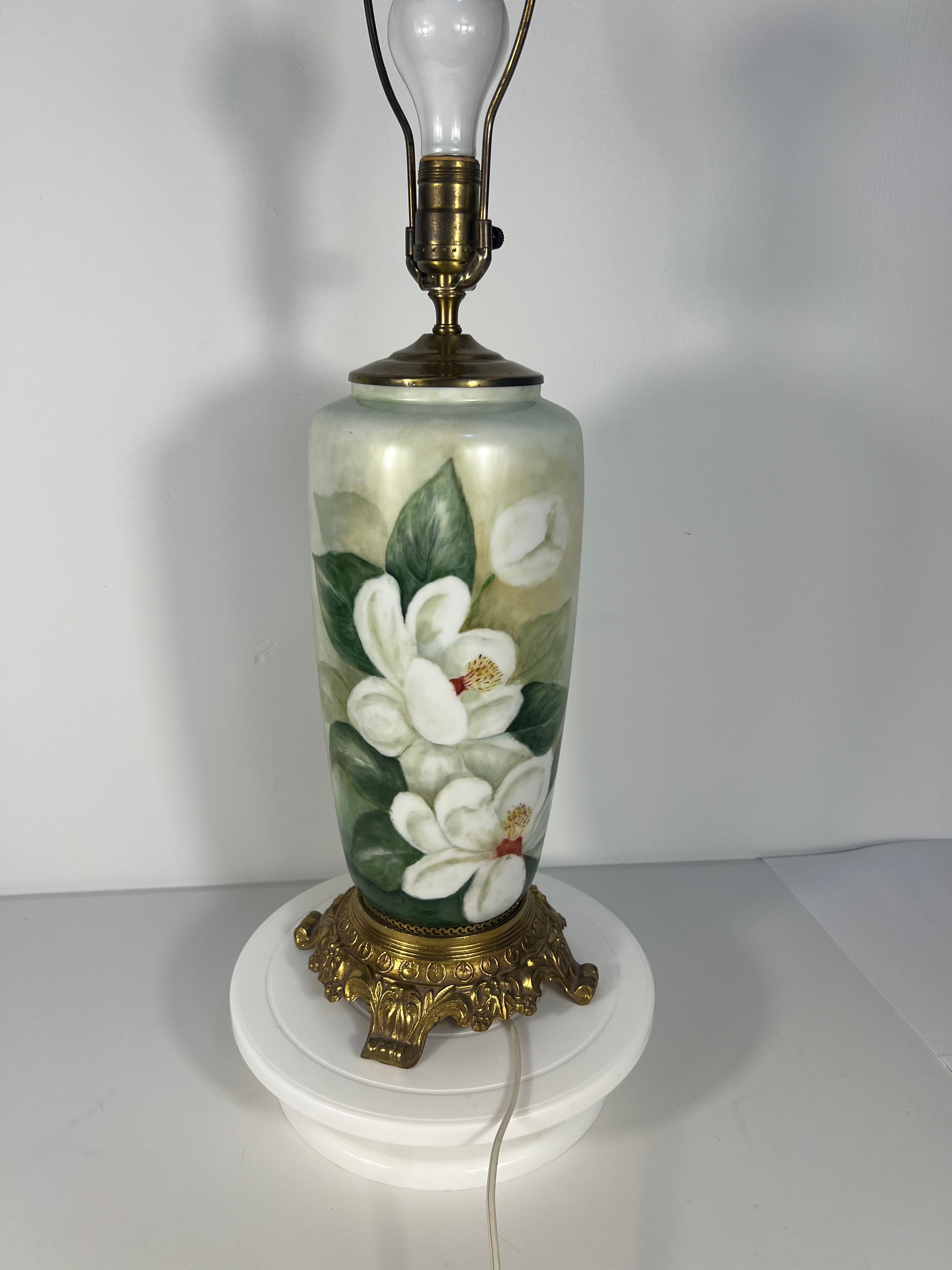 MID CENTURY MAGNOLIA PORCELAIN LARGE TABLE LAMP