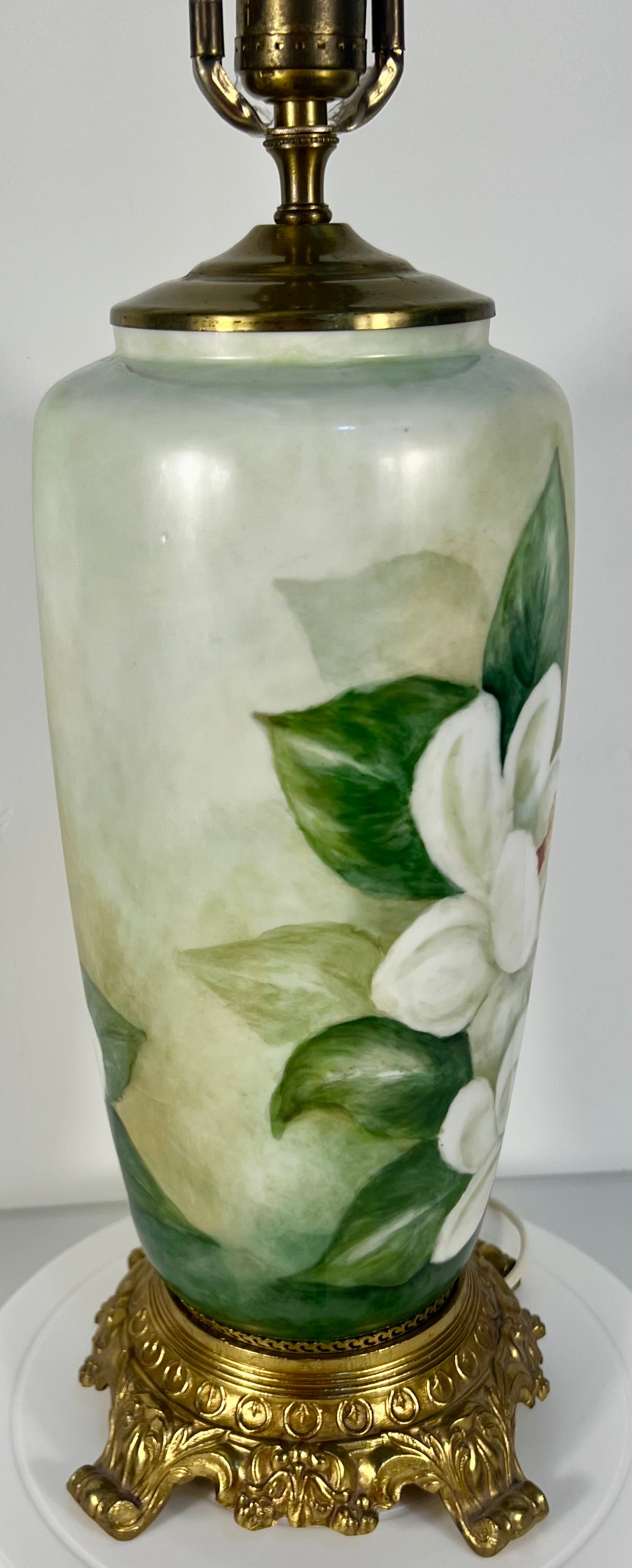 MID CENTURY MAGNOLIA PORCELAIN LARGE TABLE LAMP