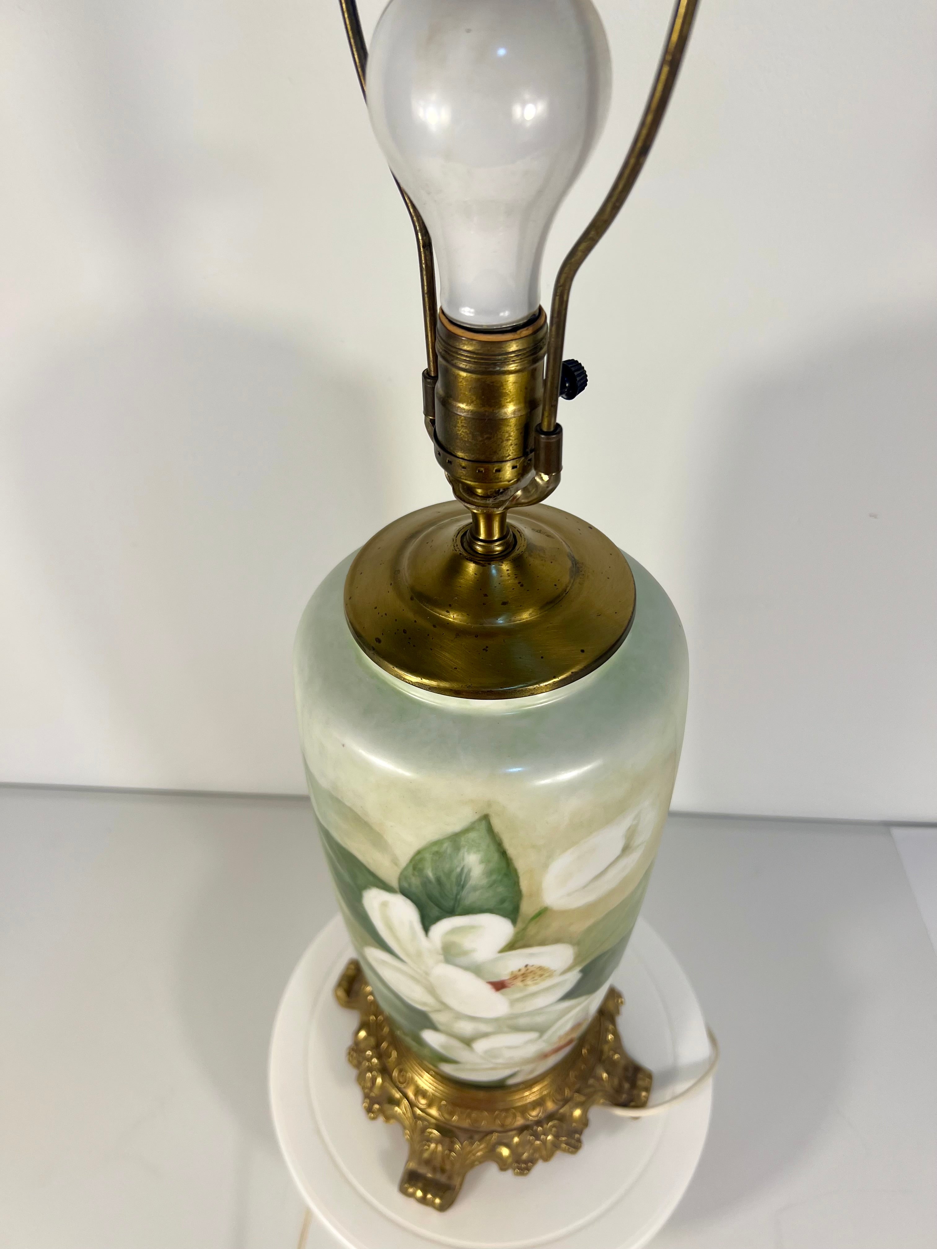 MID CENTURY MAGNOLIA PORCELAIN LARGE TABLE LAMP