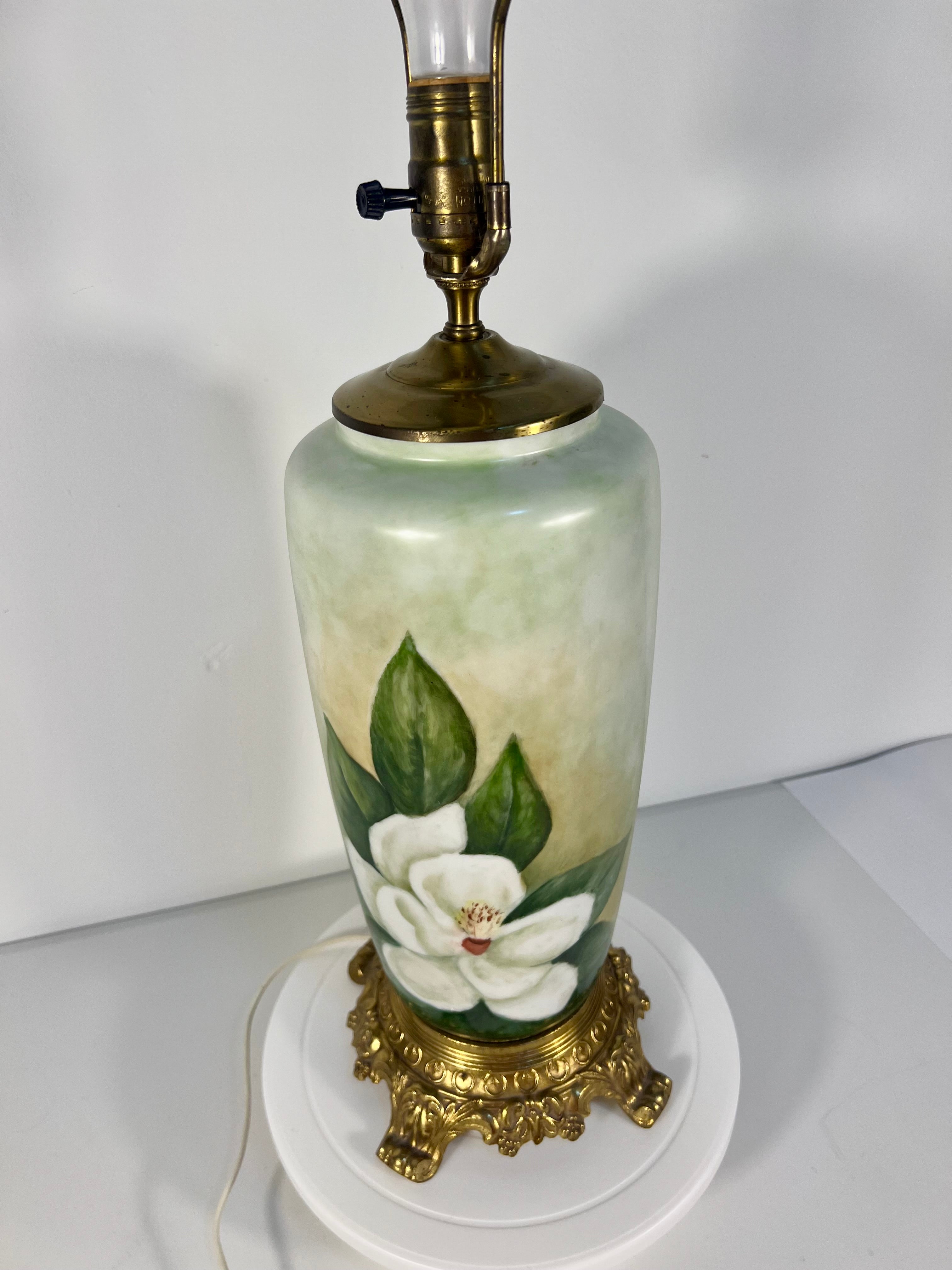 MID CENTURY MAGNOLIA PORCELAIN LARGE TABLE LAMP