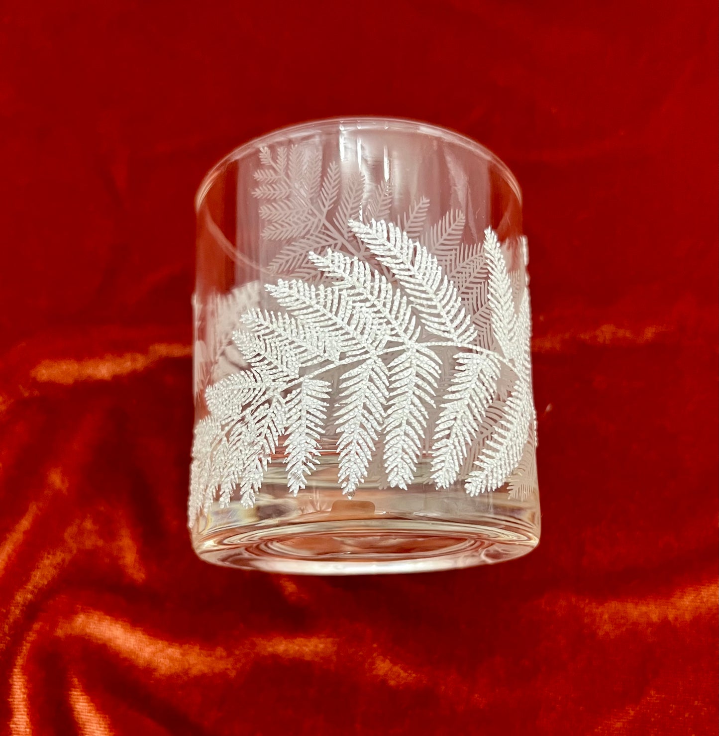 MINT CONDITION GEORGES BRIARD OLD-FASHIONED ROCKS GLASSES WITH A WINTER (HOLIDAY)LEAF DESIGN