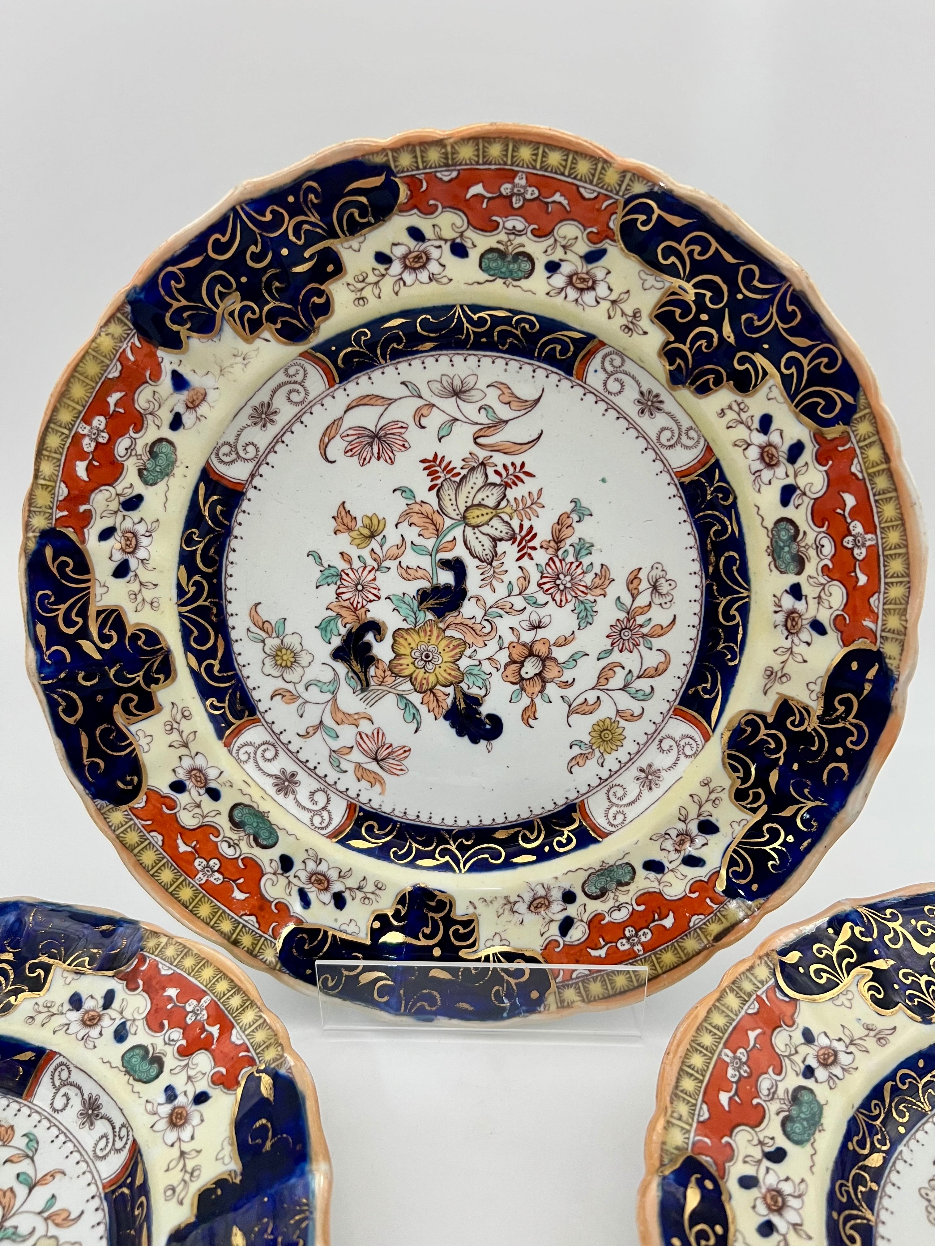 SET OF 4 ANTIQUE MASON’S IRONSTONE IMARI DINNER PLATES 10.5” | MID 19TH CENTURY ENGLISH CHINOISERIE