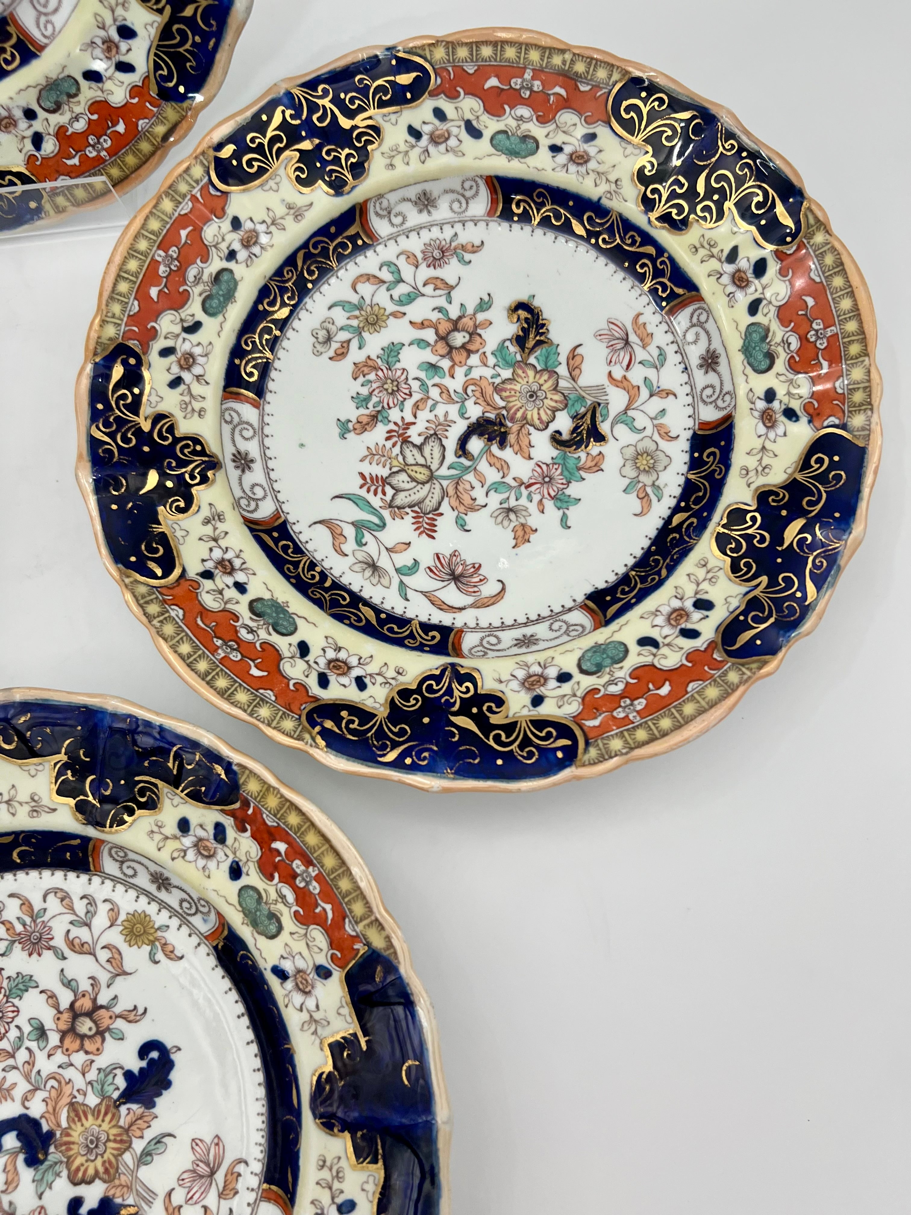 SET OF 4 ANTIQUE MASON’S IRONSTONE IMARI DINNER PLATES 10.5” | MID 19TH CENTURY ENGLISH CHINOISERIE