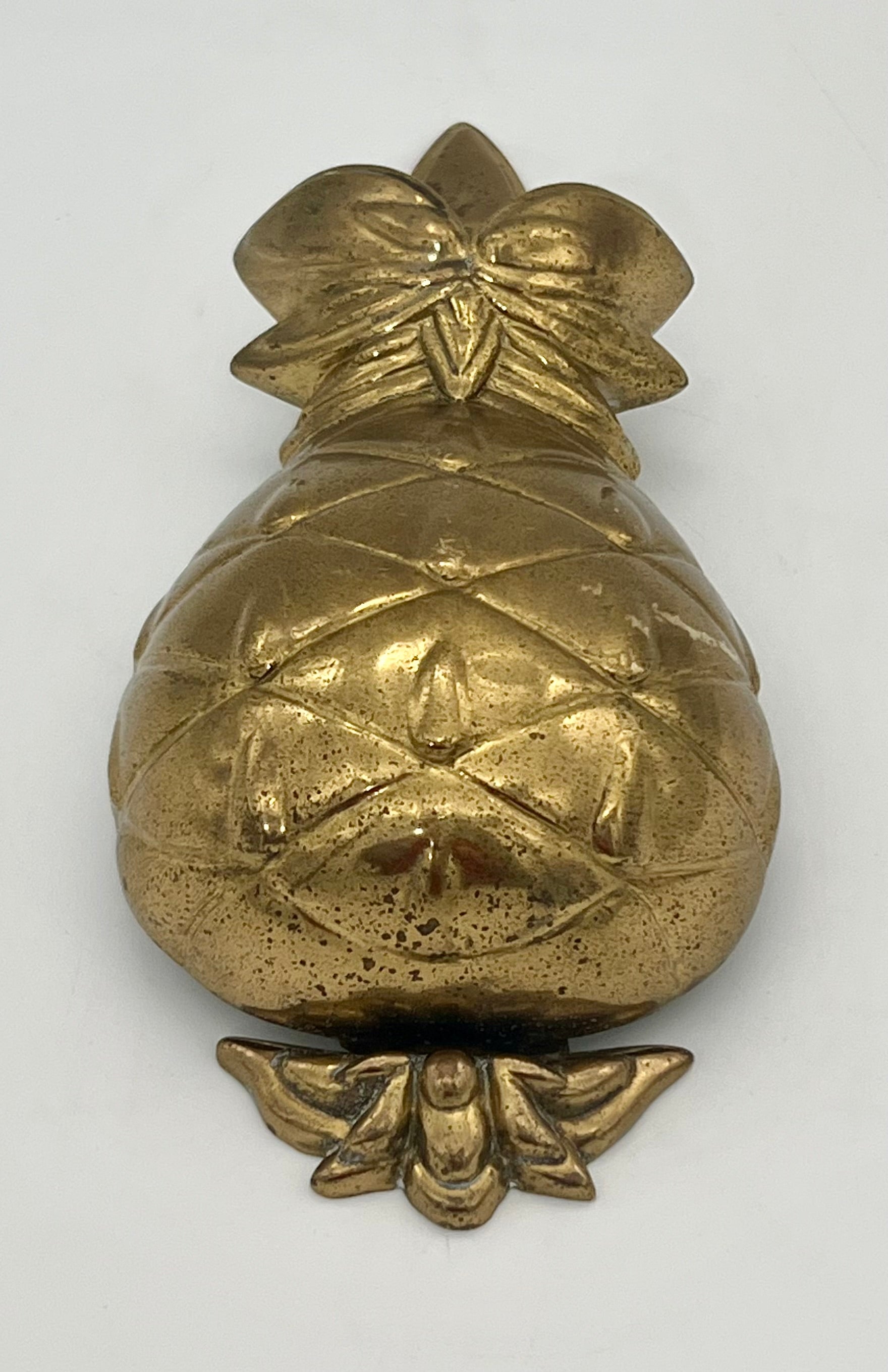 VINTAGE SOLID BRASS PINEAPPLE WALL POCKET | HOLLYWOOD REGENCY PINEAPPLE WALL DECOR | MID CENTURY TROPICAL GLAM