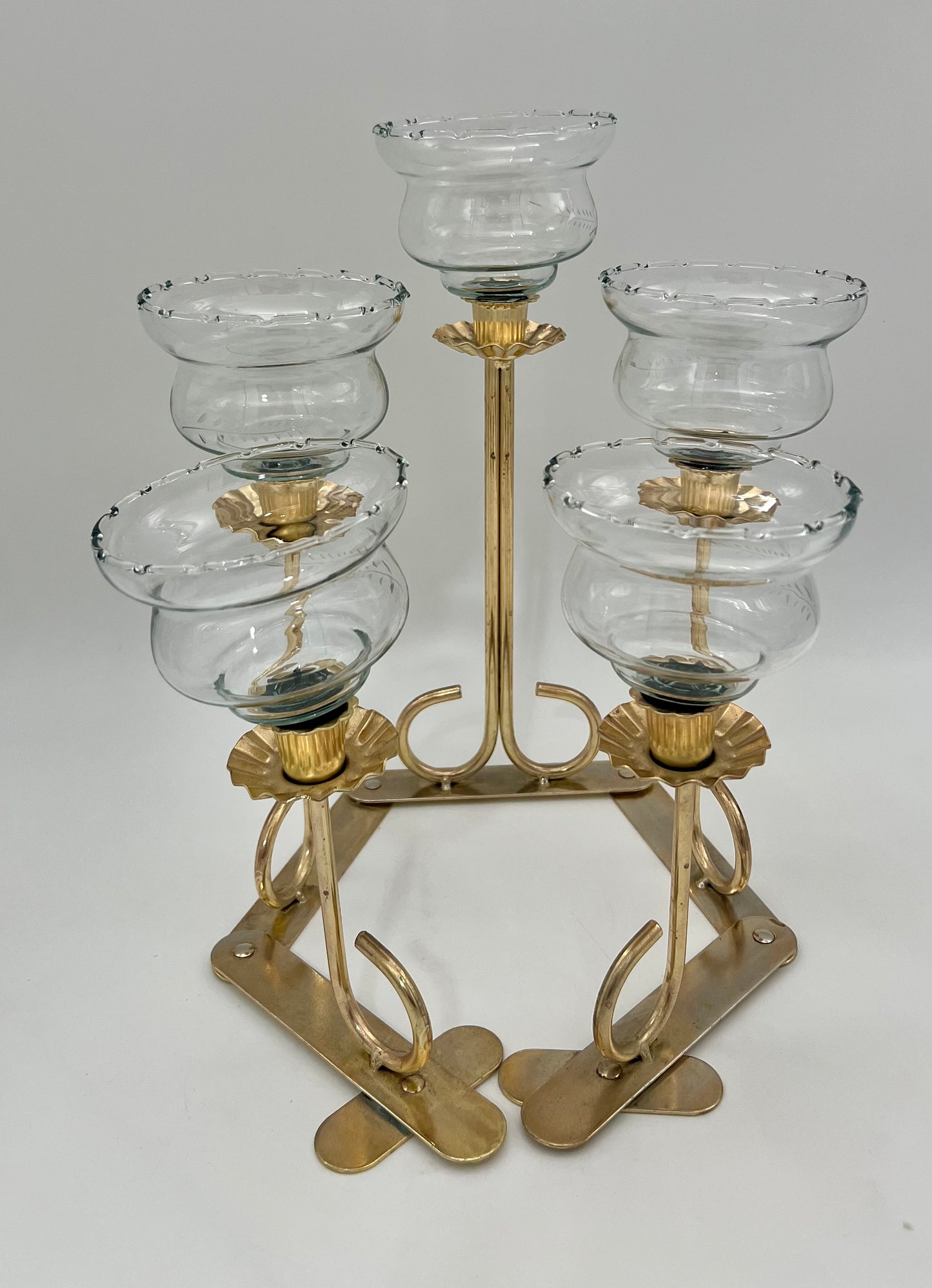 VINTAGE SOLID BRASS ADJUSTABLE CANDELABRA