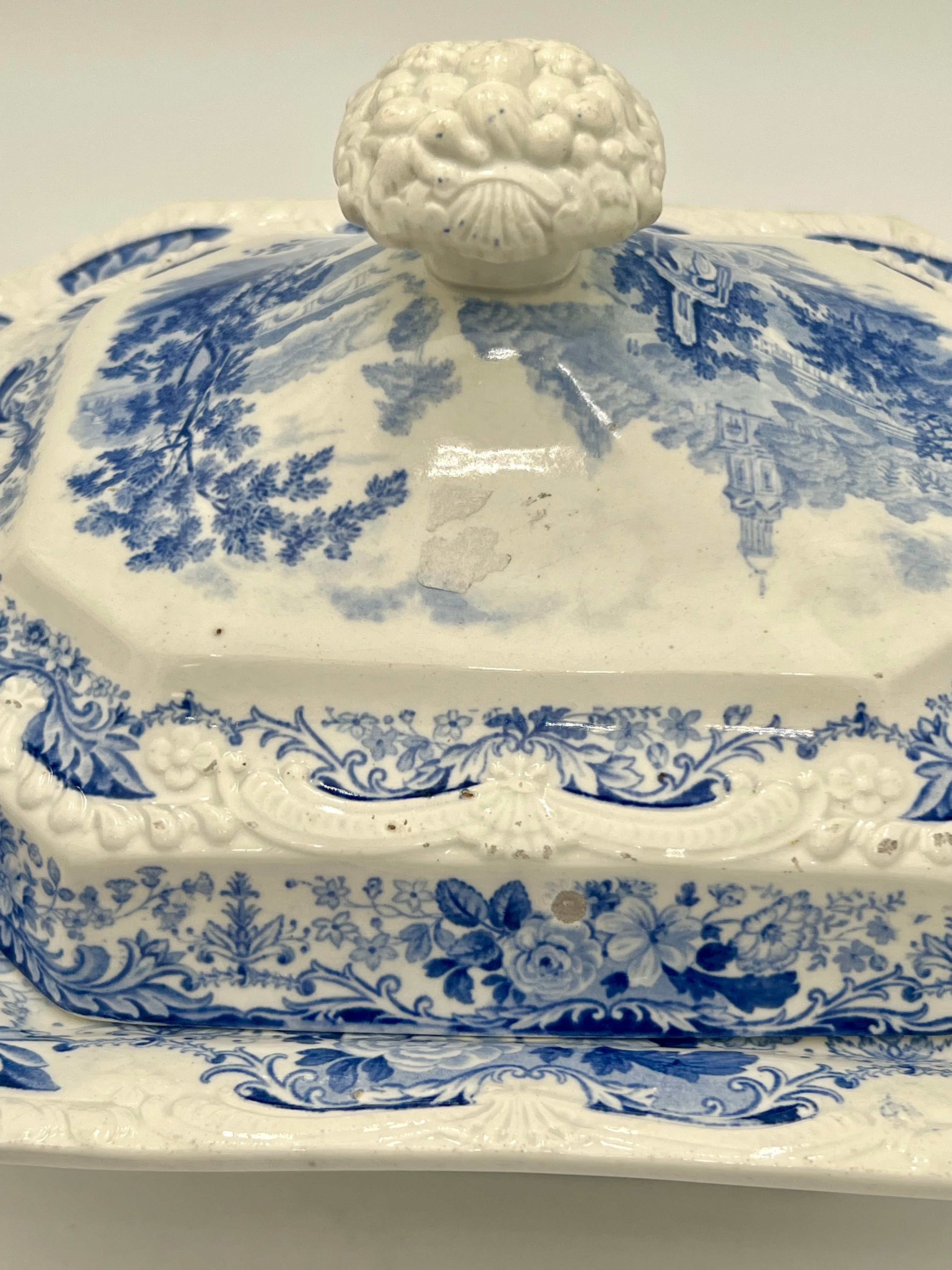 EARLY 19TH CENTURY J. & W. RIDGWAY INDIA TEMPLE STONE CHINA COVERED DISH WITH STAND c.1825–1835