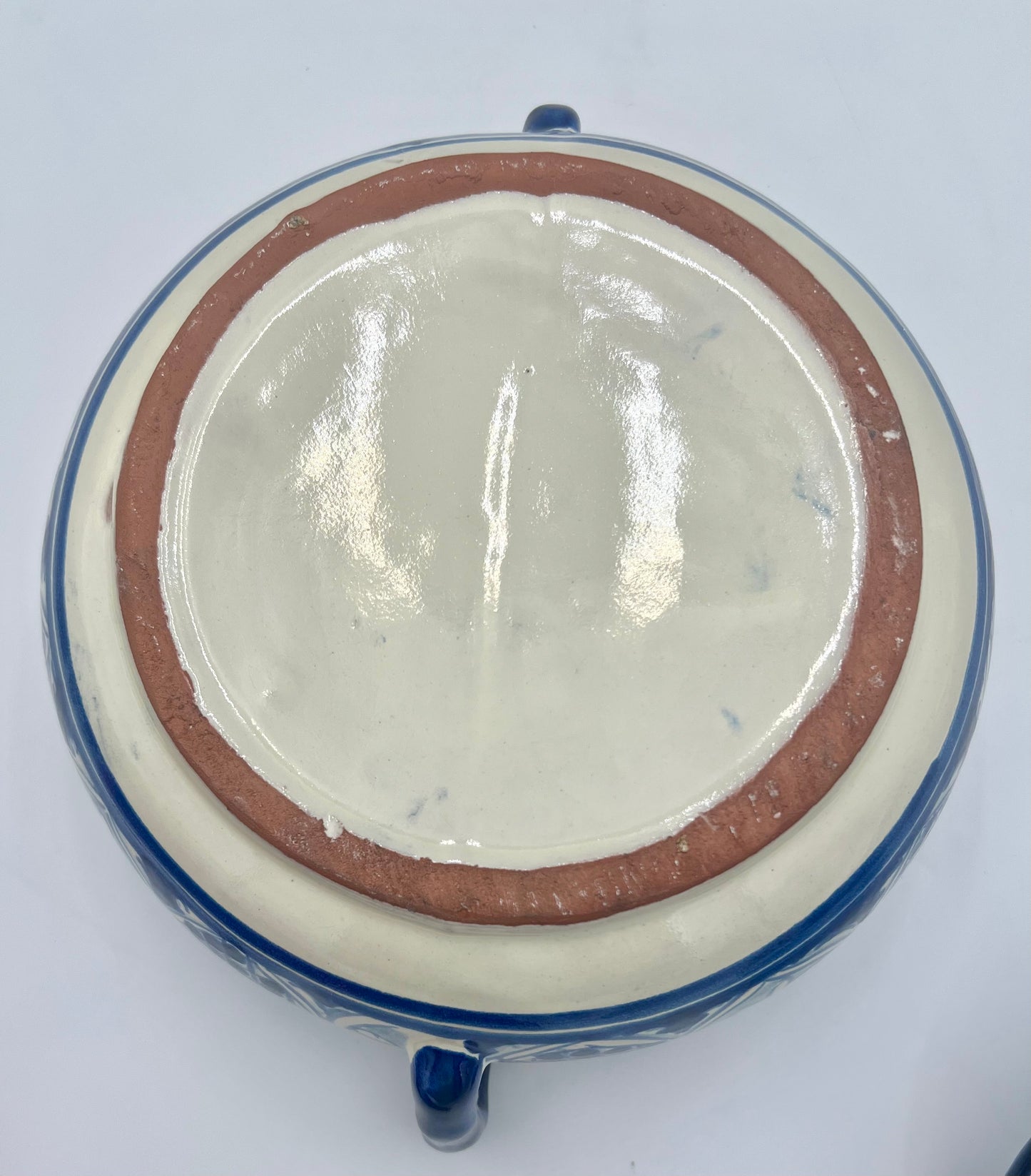 VINTAGE MEXICAN TALAVERA POTTERY BLUE AND WHITE GLAZED SERVING DISH