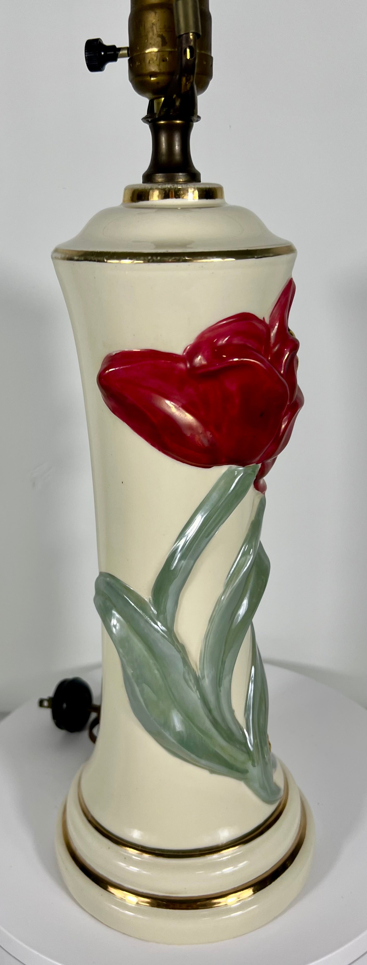 VINTAGE FLORAL CERAMIC LAMP – RED BLOOM WITH GOLDEN TOUCHES
