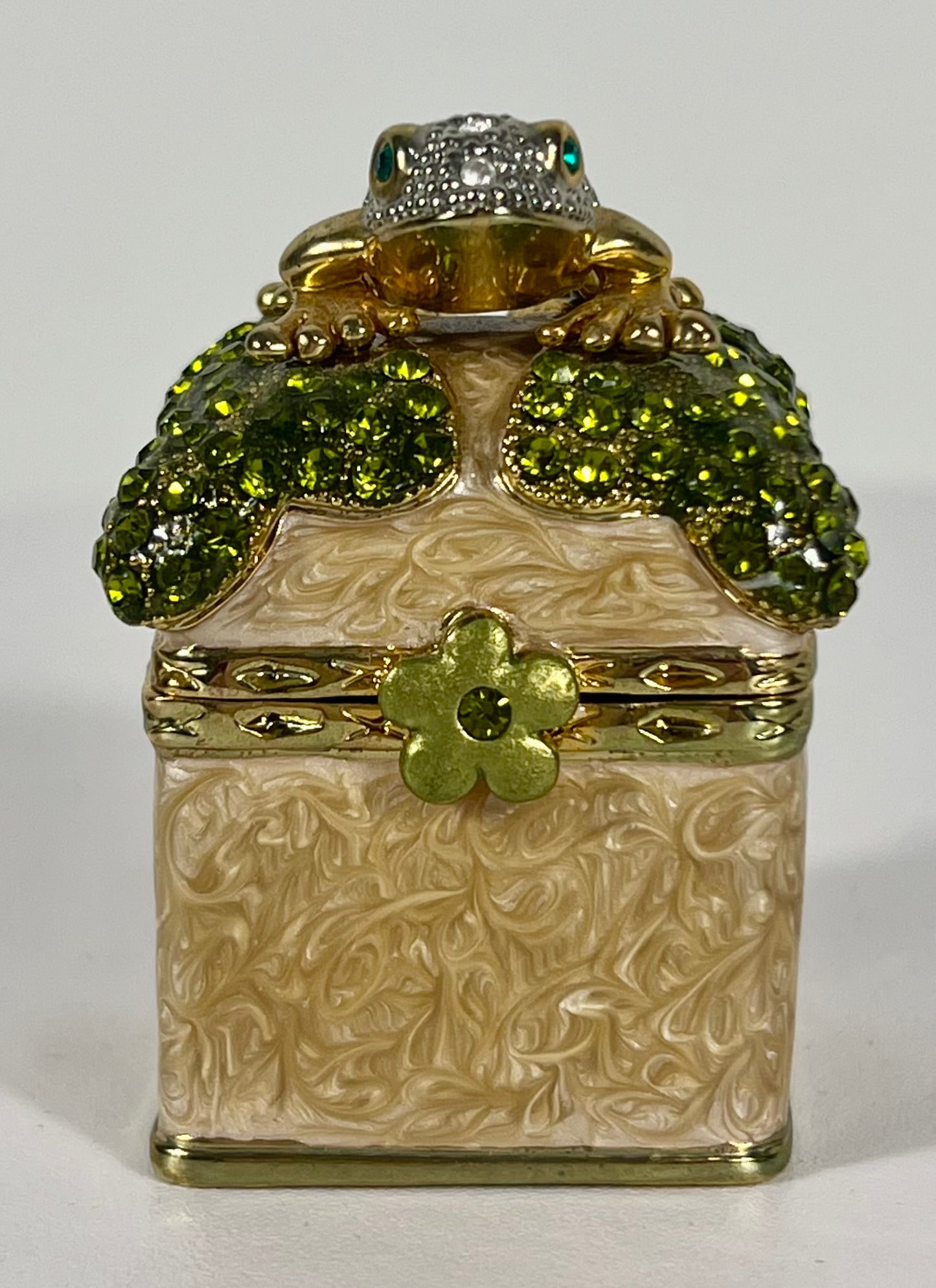 VINTAGE SWAROVSKI CRYSTALS TRINKET/JEWELRY BOX WITH FROG