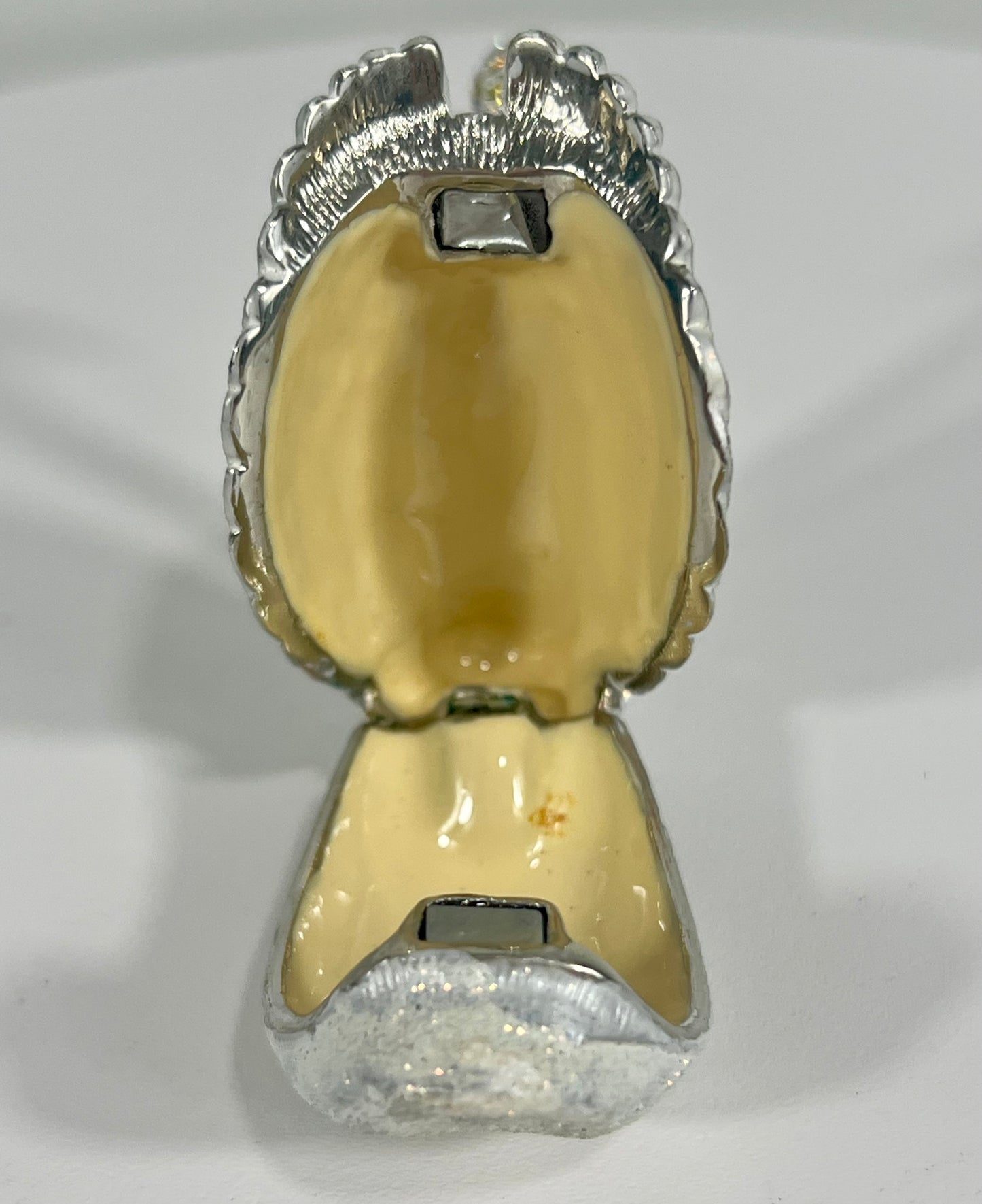 VINTAGE SMALL TRINKET/JEWELRY BOX SWAN SHAPED WITH CRYSTALS