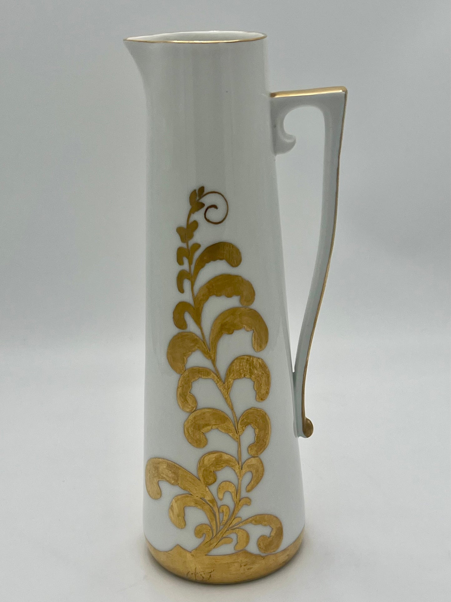VINTAGE GERMAN WHITE AND GOLD PORCELAIN HAND PAINTED PITCHER/VASE