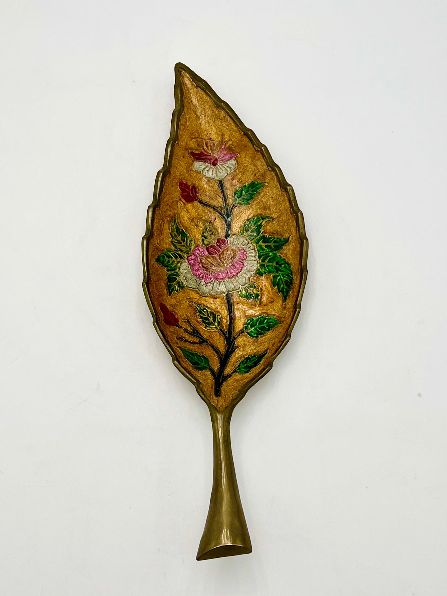 VINTAGE BRASS LEAF AND FLORAL TRINKET DISH, 1960s