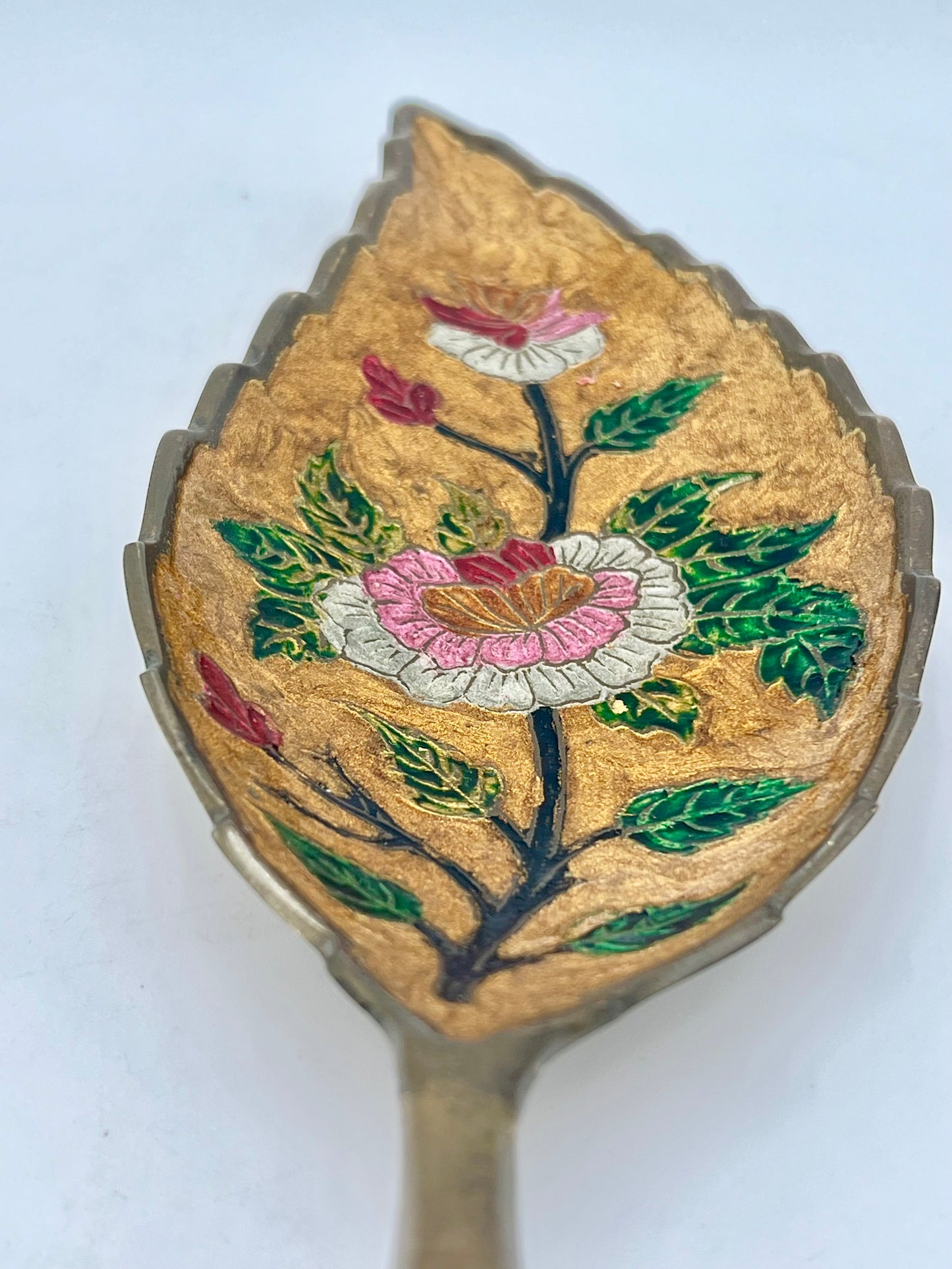 VINTAGE BRASS LEAF AND FLORAL TRINKET DISH, 1960s