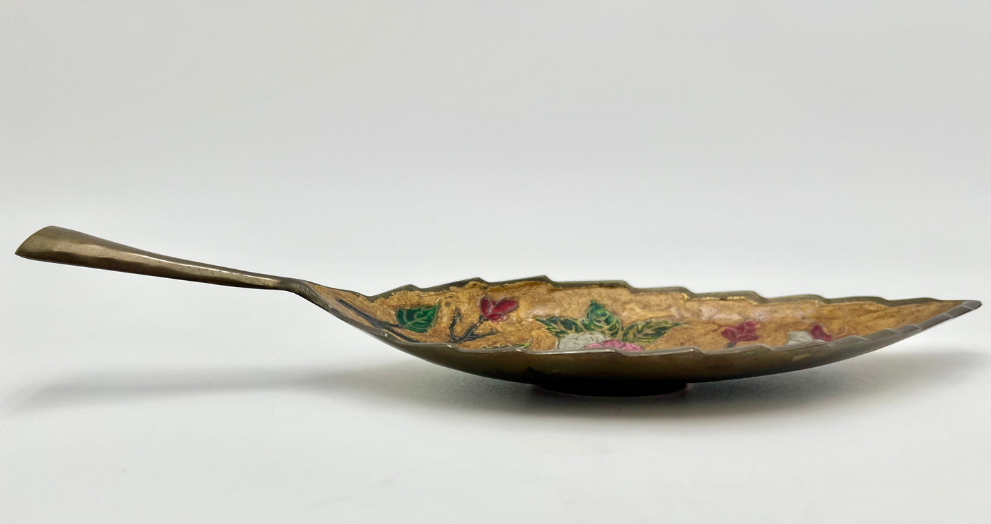VINTAGE BRASS LEAF AND FLORAL TRINKET DISH, 1960s