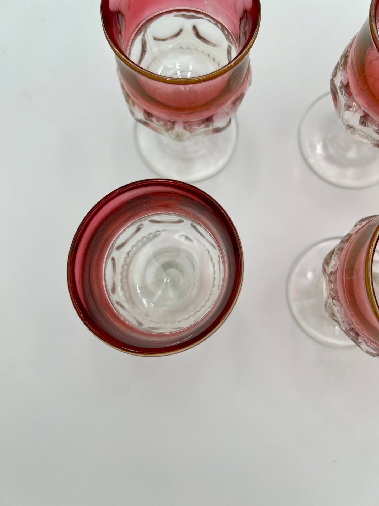 RARE MID-CENTURY SMALL GOBLET SET OF 6 VINTAGE KINGS CROWN RUBY RED THUMBPRINT