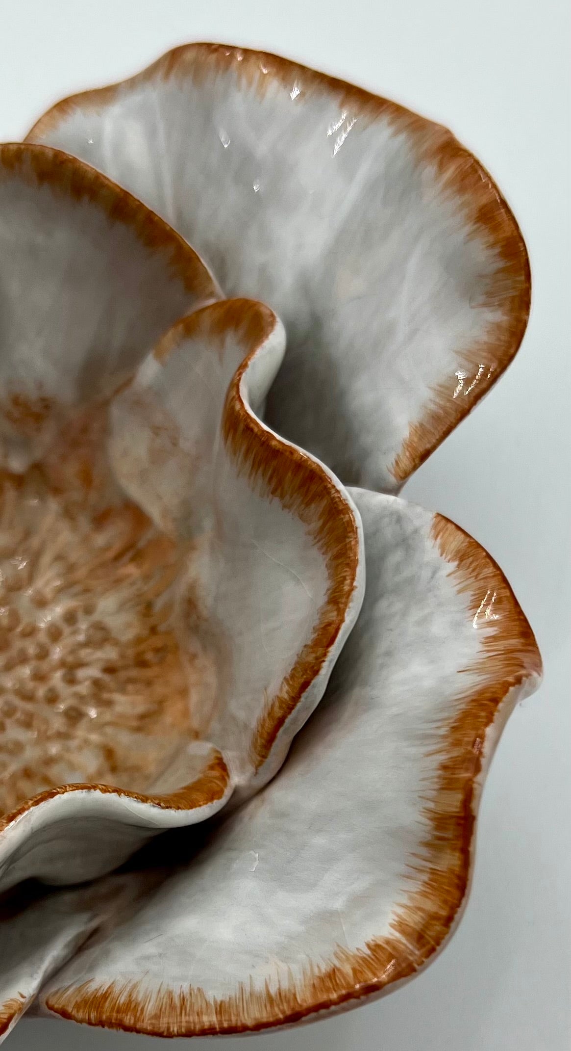 STUDIO Z 2003 CERAMIC FLOWER BOWL – HAND-PAINTED LAYERED PETALS – WHITE & SIENNA GLAZE – SCULPTURAL FLORAL DECOR