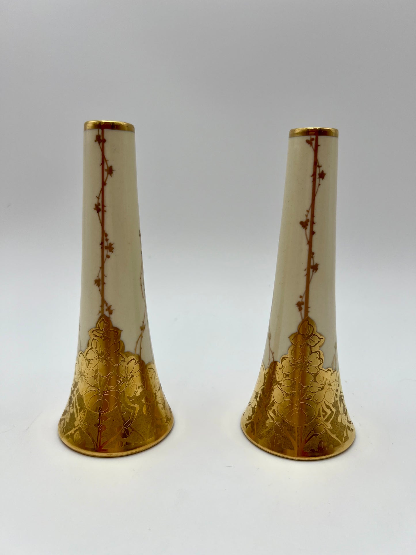 1920’S ART DECO 22K GOLD STEINER STUDIOS SALT AND PEPPER SHAKERS