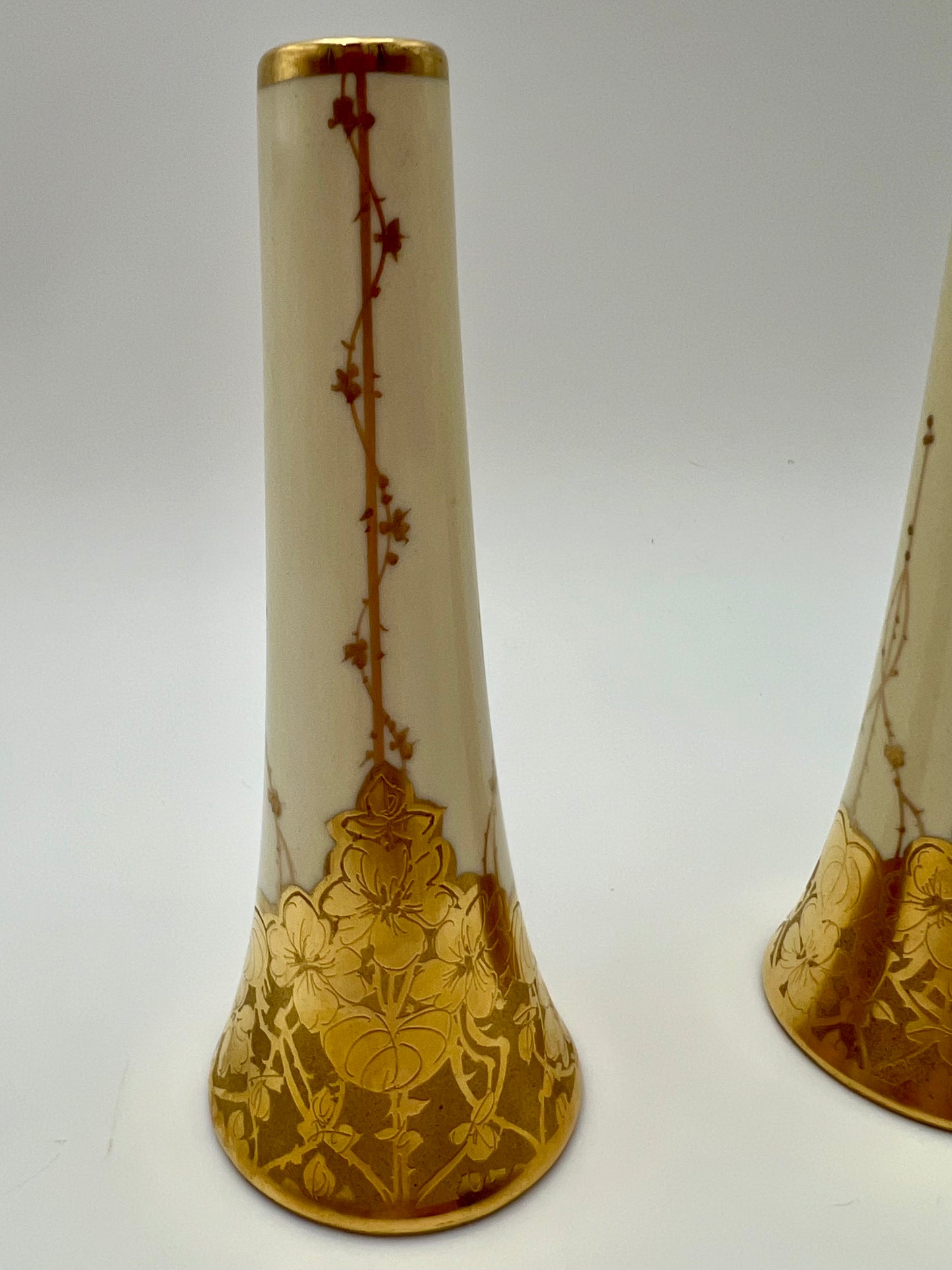 1920’S ART DECO 22K GOLD STEINER STUDIOS SALT AND PEPPER SHAKERS