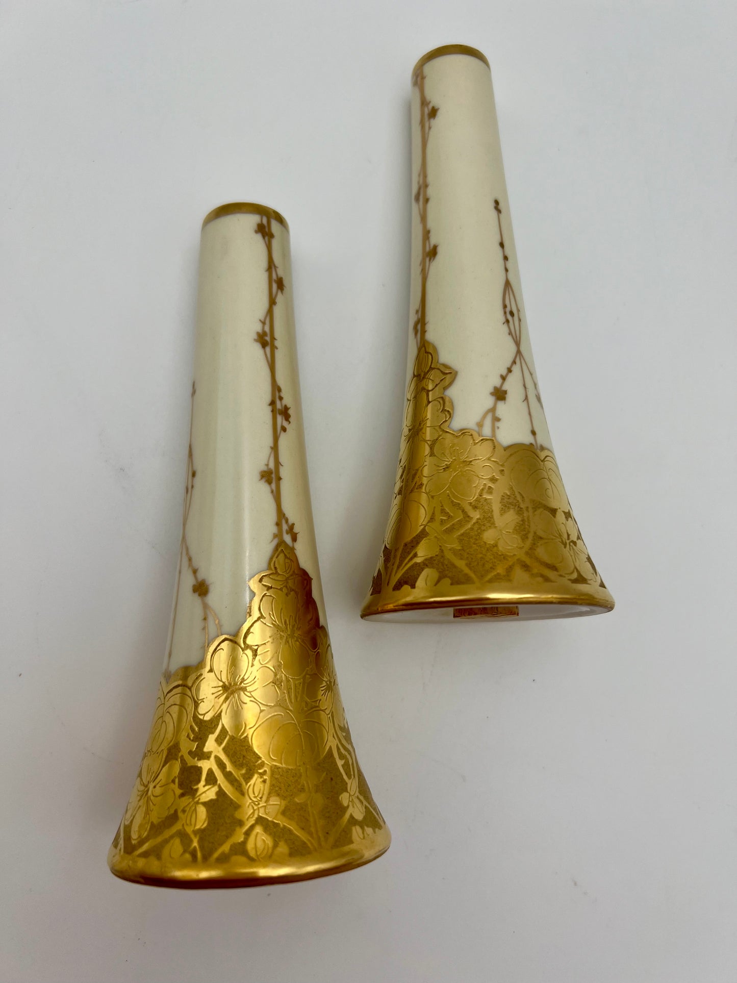 1920’S ART DECO 22K GOLD STEINER STUDIOS SALT AND PEPPER SHAKERS