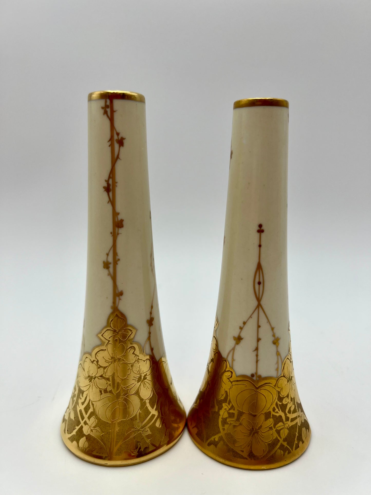 1920’S ART DECO 22K GOLD STEINER STUDIOS SALT AND PEPPER SHAKERS