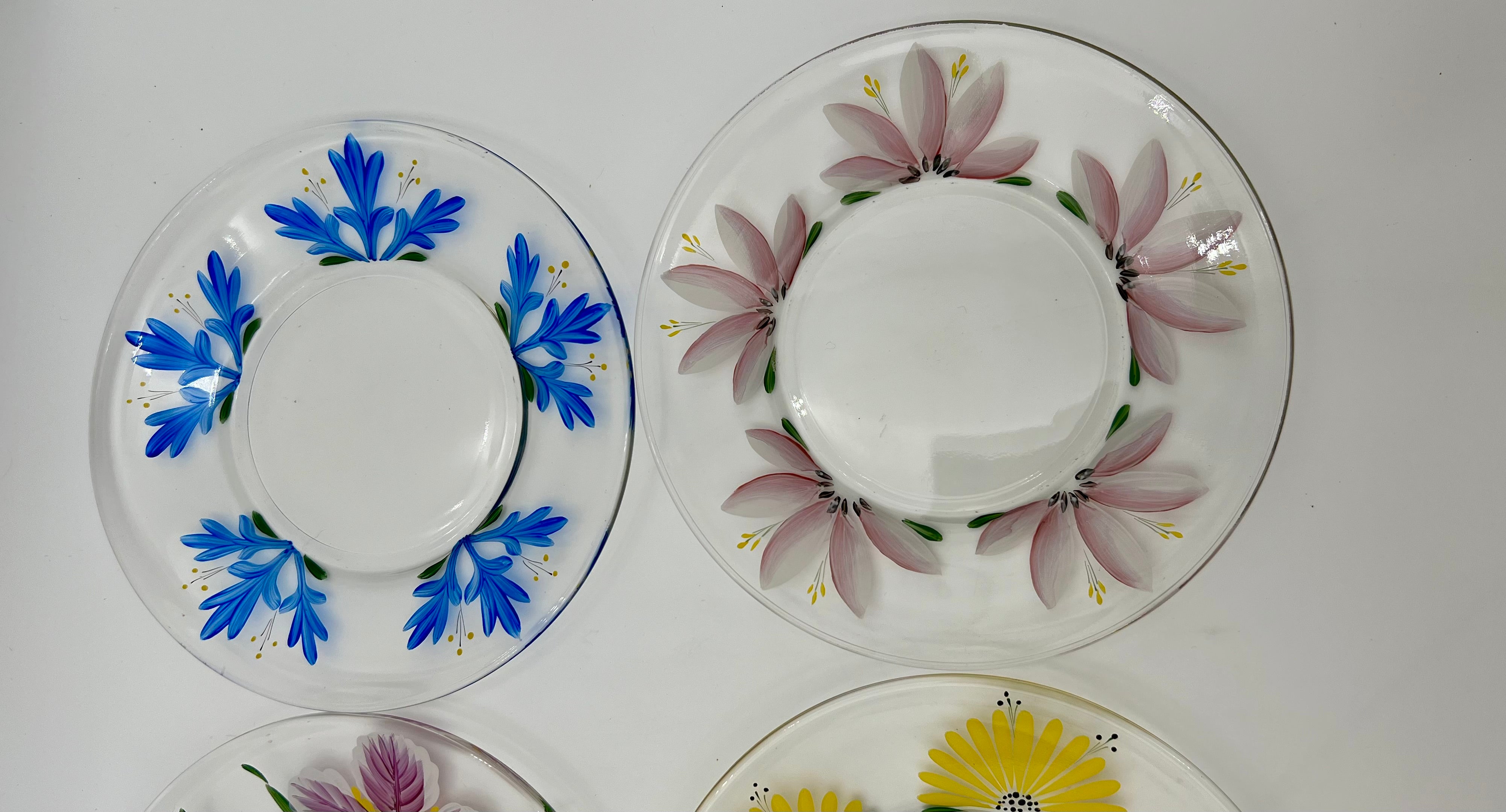VINTAGE 1970s HAND-PAINTED FLORAL GLASS PLATE SET – MADE IN JAPAN – SET OF 6