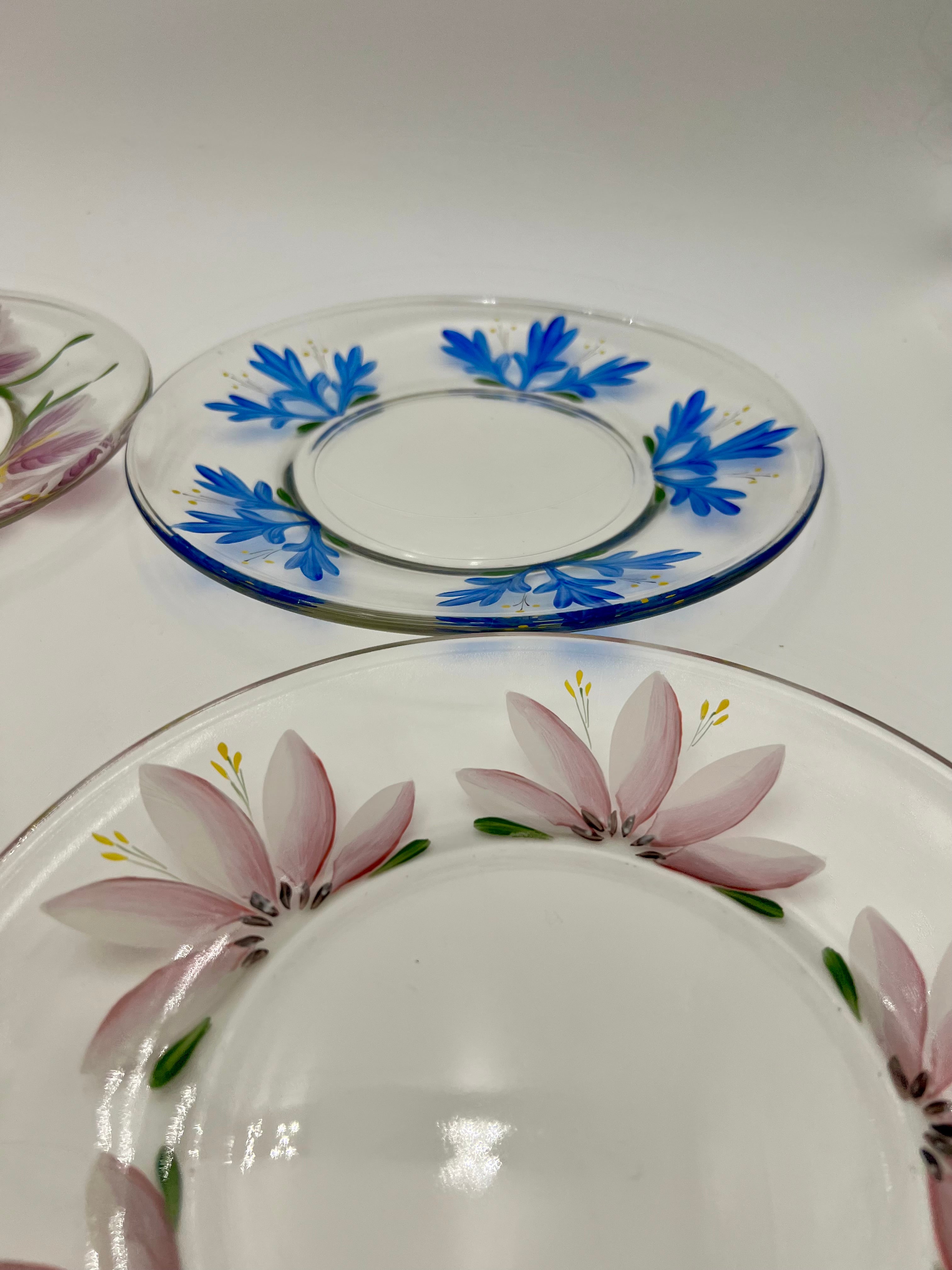 VINTAGE 1970s HAND-PAINTED FLORAL GLASS PLATE SET – MADE IN JAPAN – SET OF 6