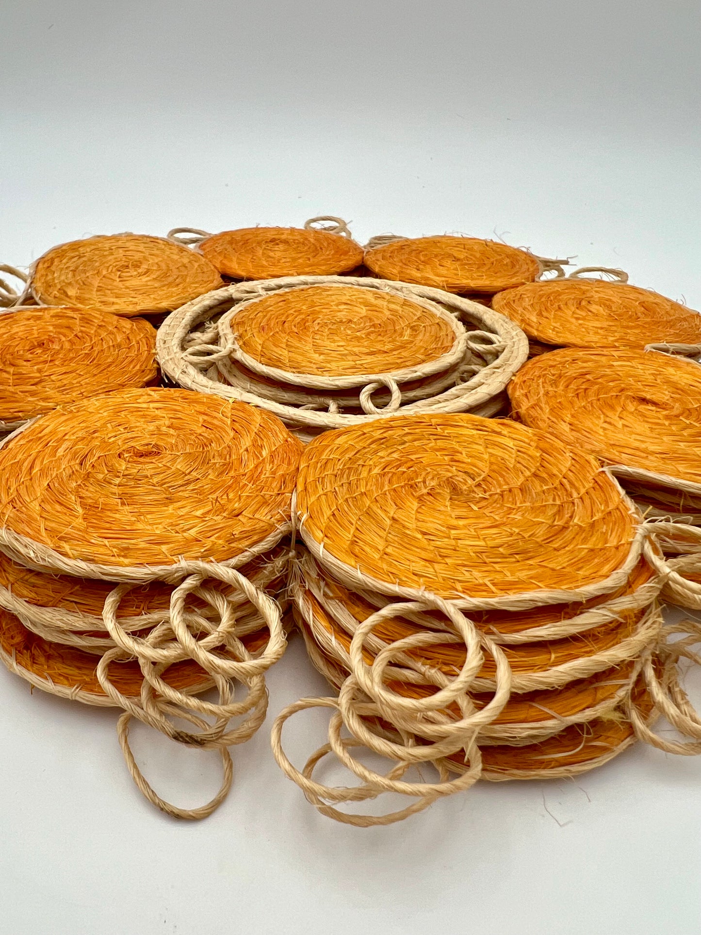 VINTAGE MID-CENTURY BRAND-NEW ORANGE DINNER PLATE PLACEMATS SET OF 6