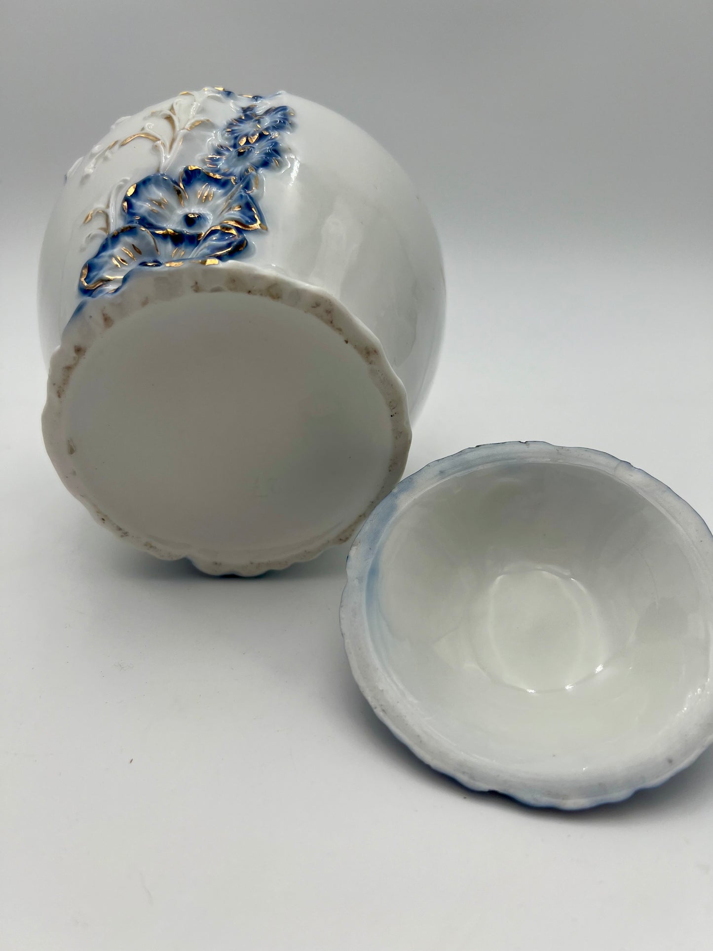 VINTAGE BLUE WHITE AND GOLD MELON JAR